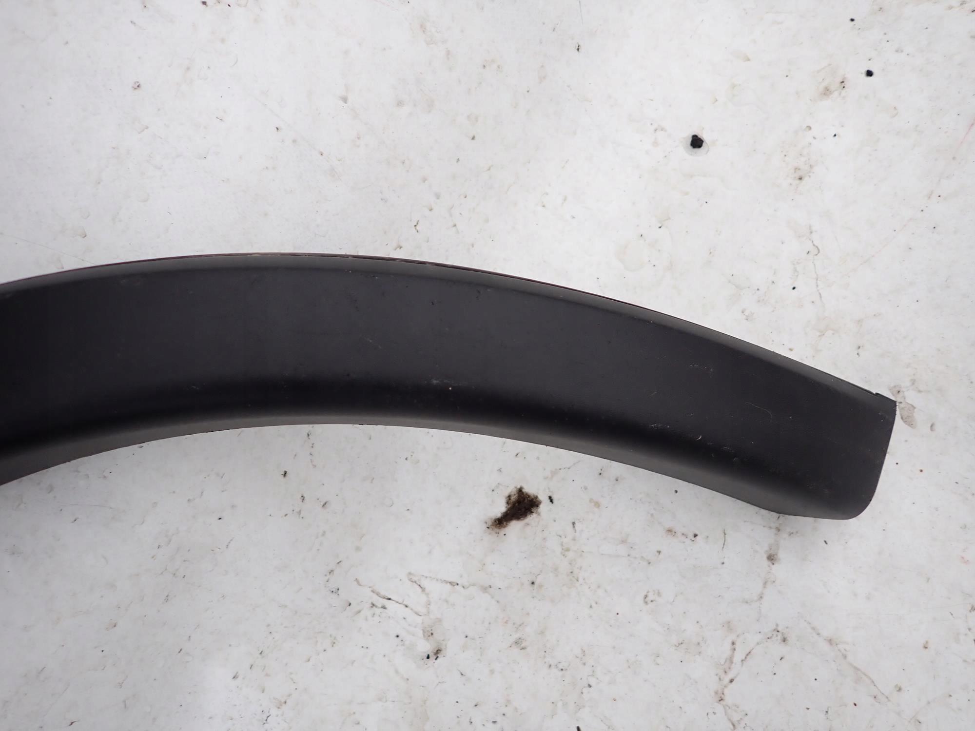 MITSUBISHI ASX and 1 LIFT 12-22 cap left rear part
