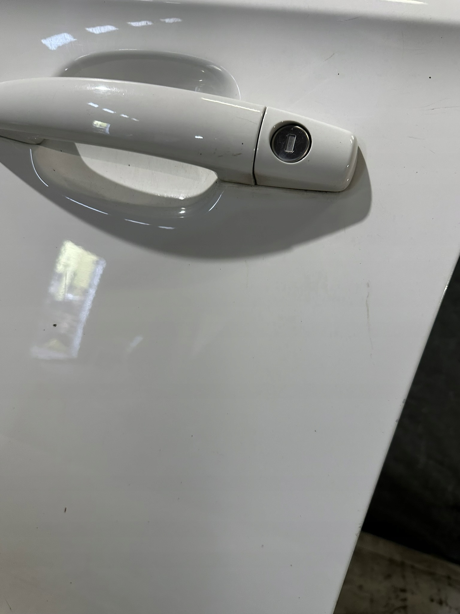 dveře levý předek OPEL CORSA E Z40R