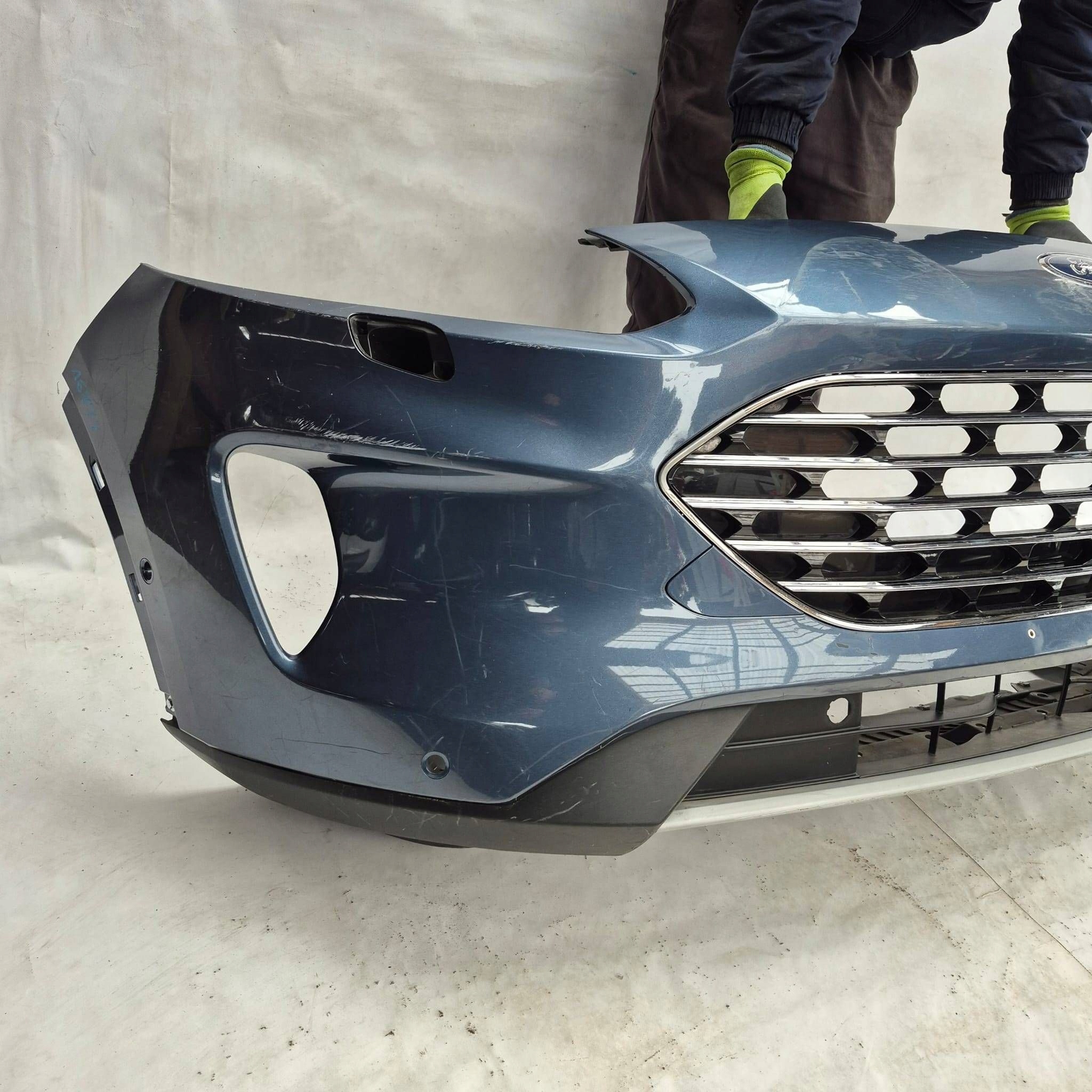 FORD KUGA MK3 III 19-24 bumper front front 6XPDC SPR LV4B-17F003-J