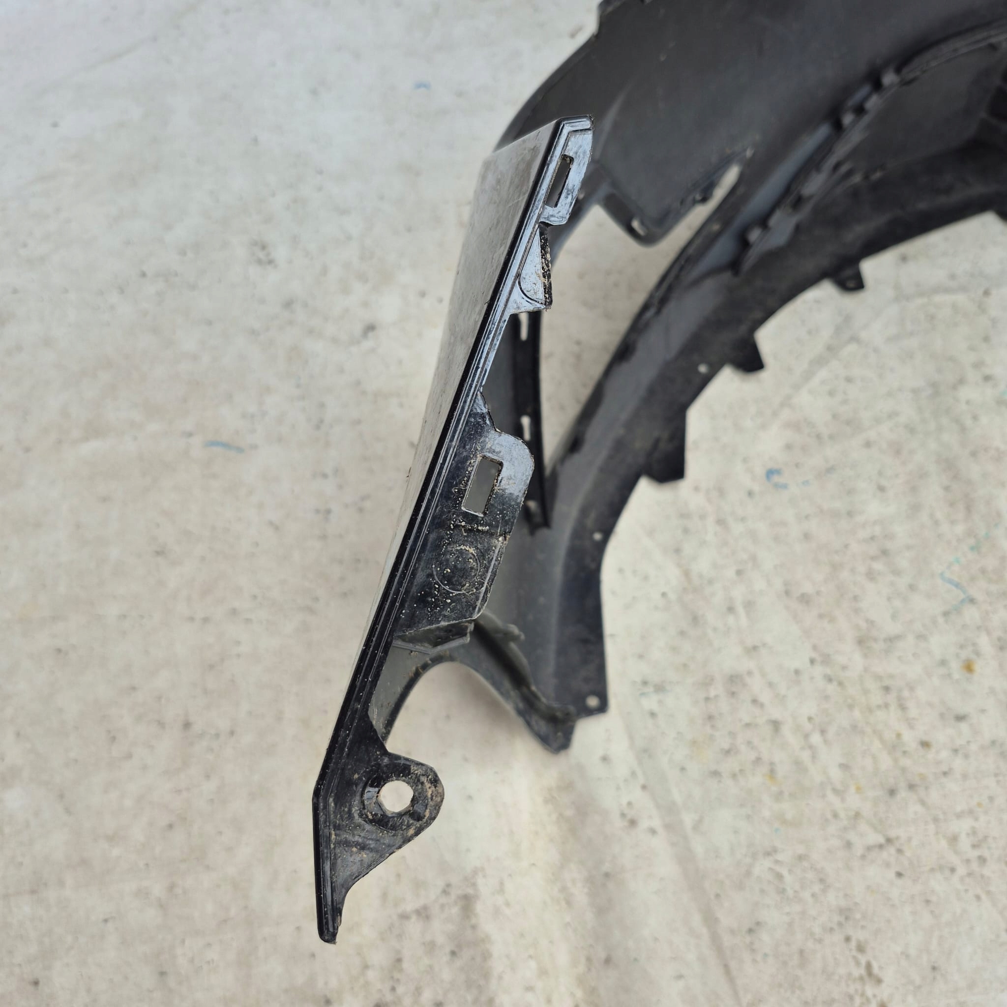 OPEL INSIGNIA B LIFT 20- bumper front front PDC 39140468