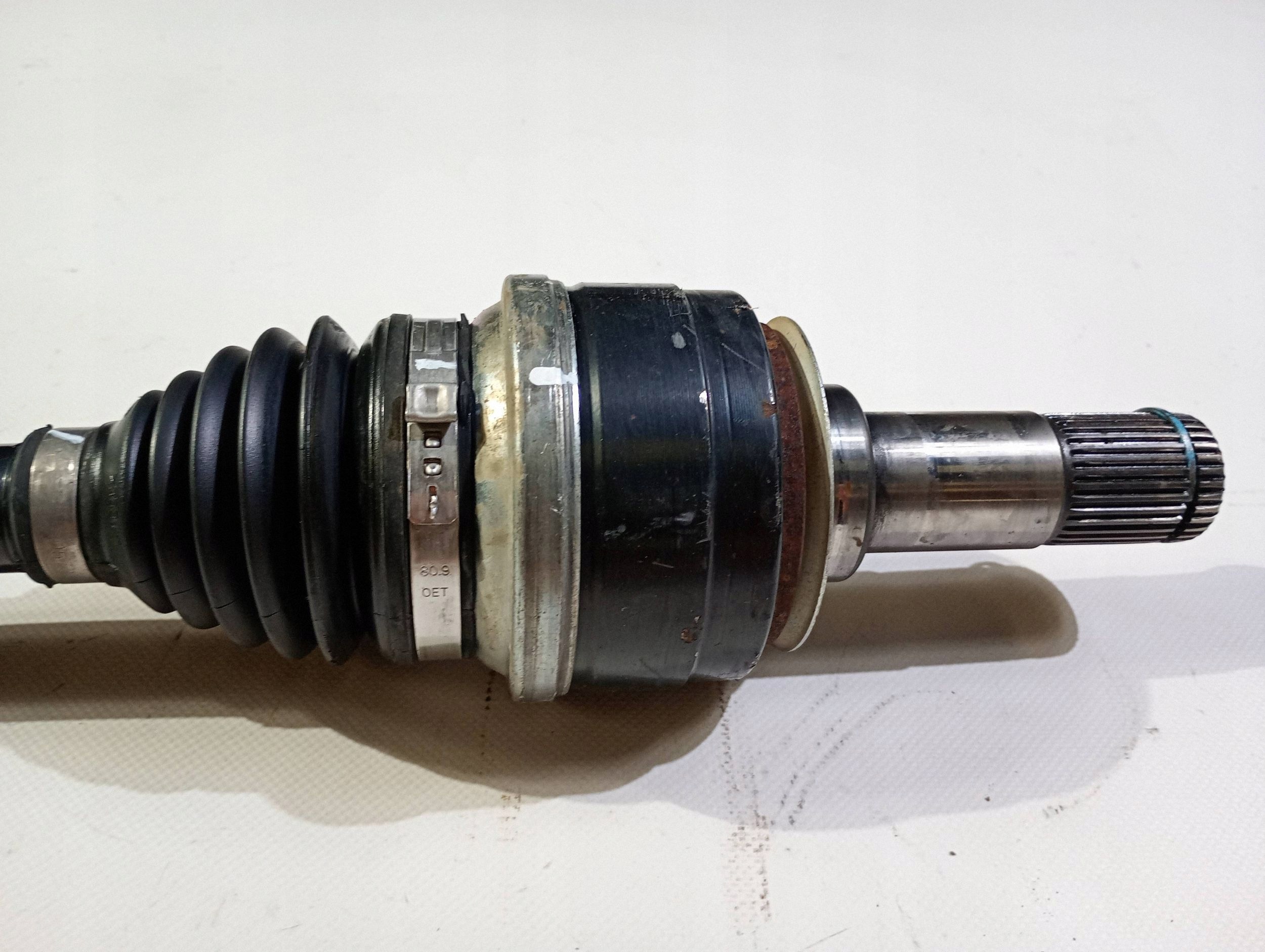 semi-axis left rear part rear left Chevrolet Camaro SS 6.2 v8 2009-2015