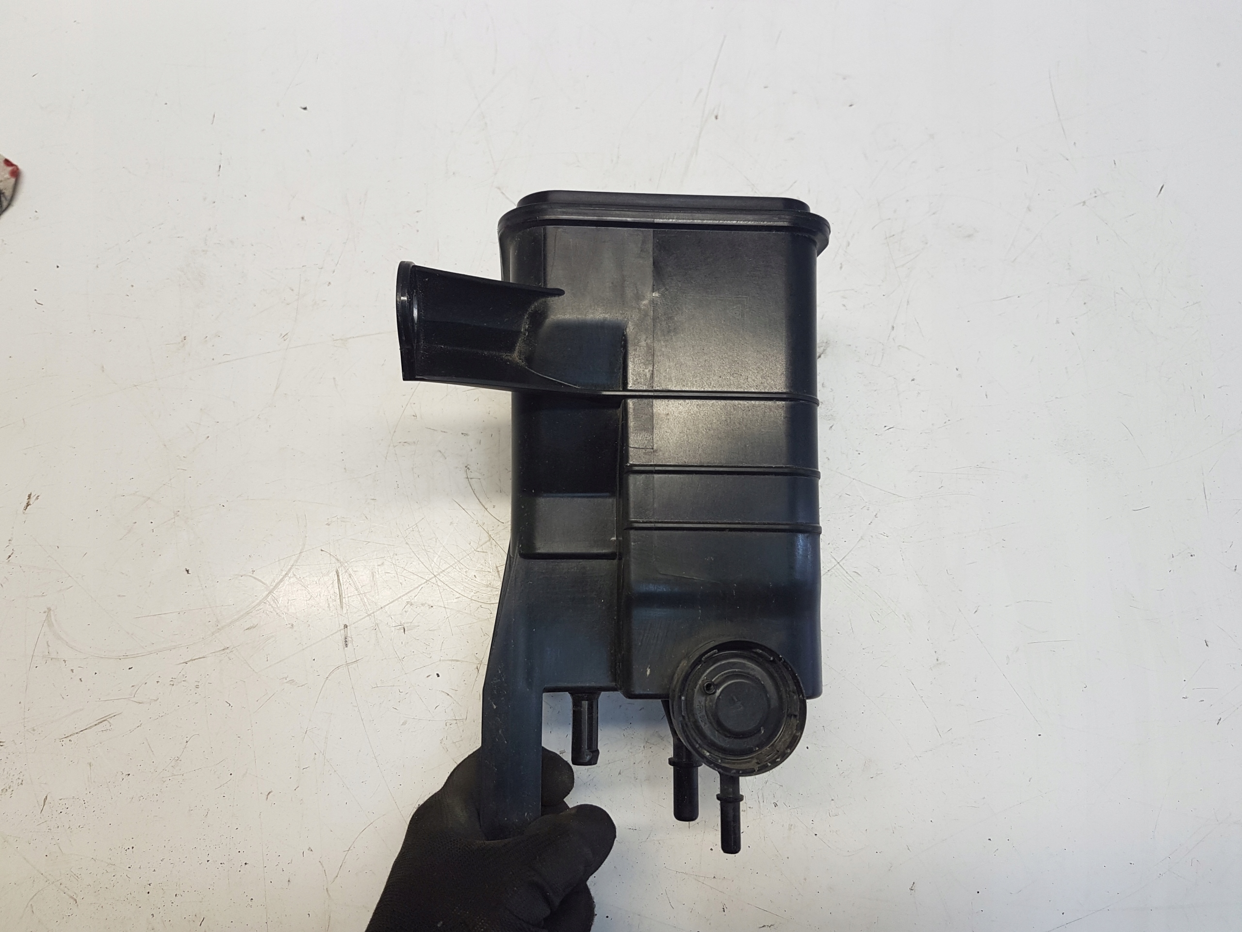 MACAN LIFT 95B Filrt carbon 95B201801