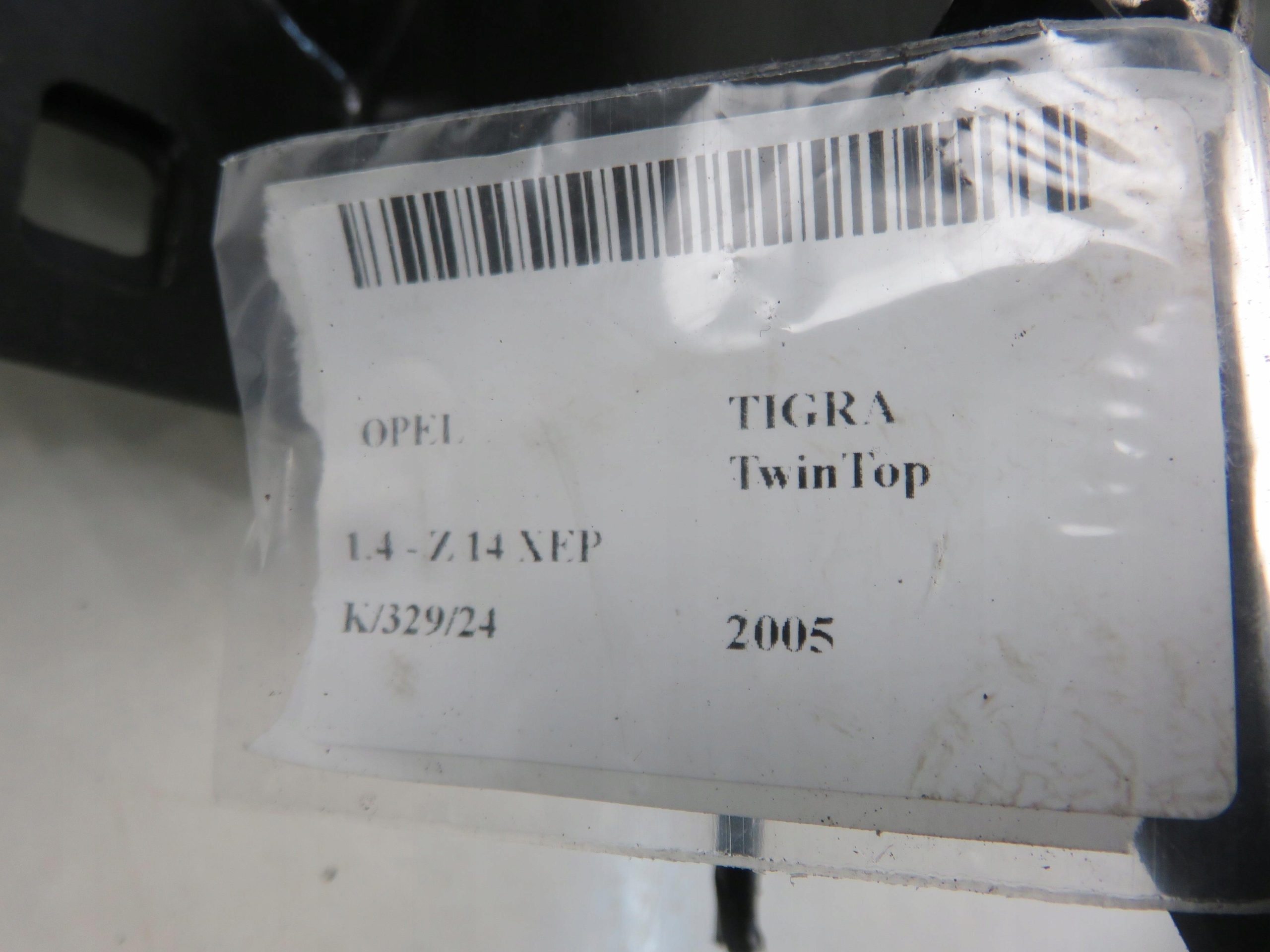 SIŁOWNIK DACHU OPEL TIGRA TwinTop 93162676 Numer katalogowy części 93162676