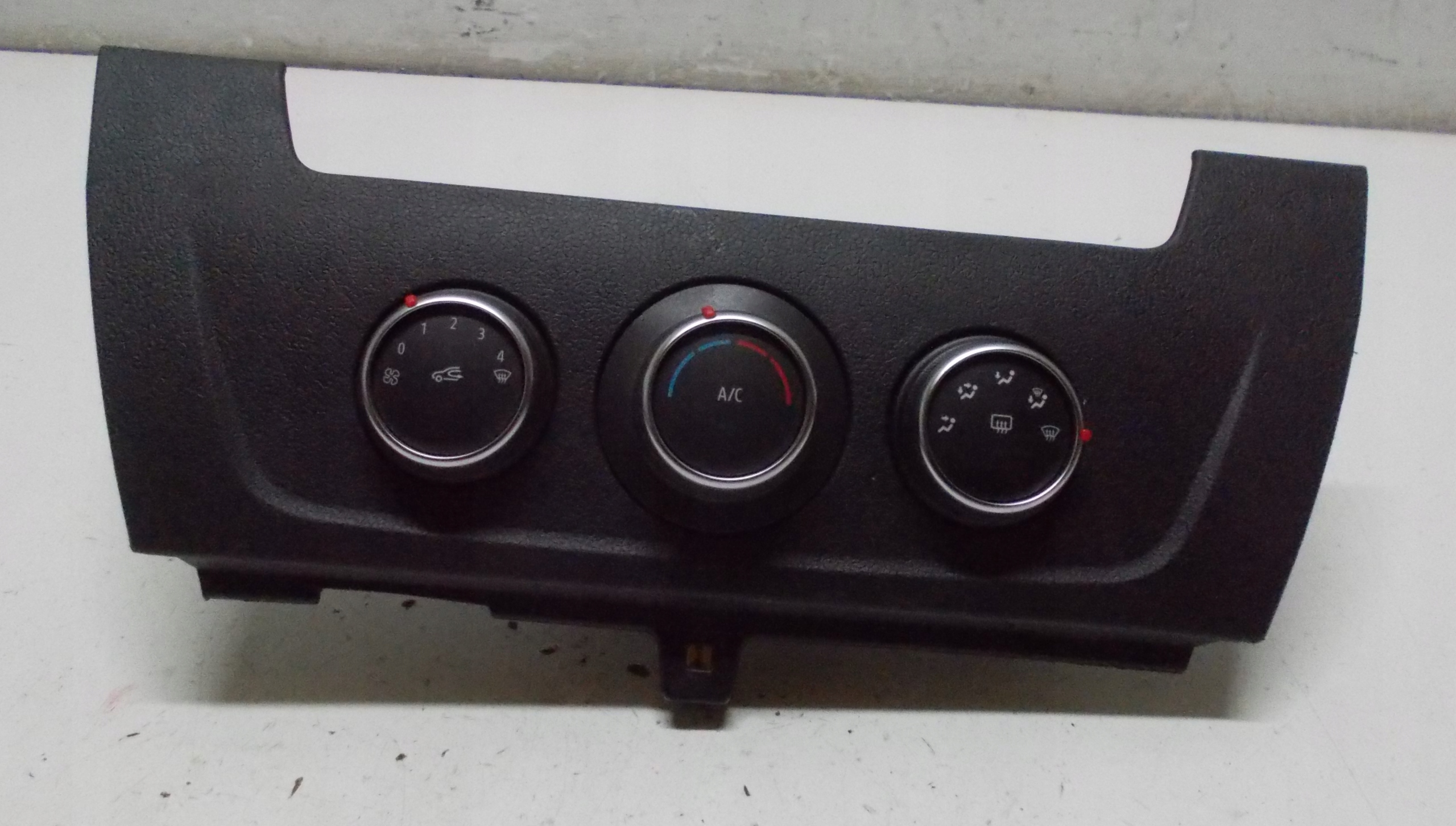 RENAULT MASTER III PANEL switch air conditioning devices 275106521R