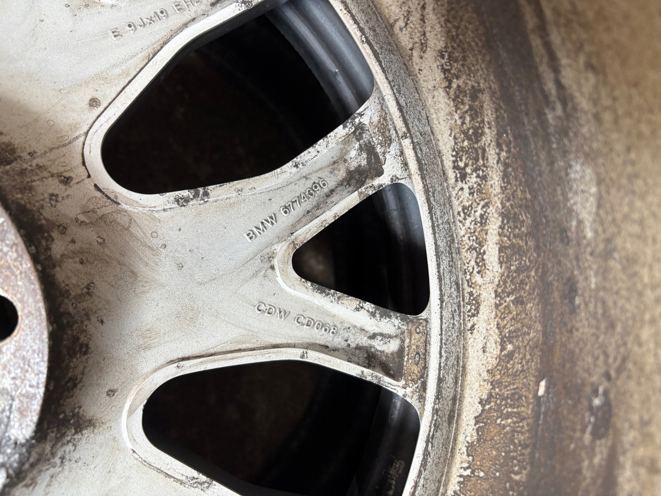 discs 19 BMW OE E70 E71 E72 F15 F16 nr. 6774396