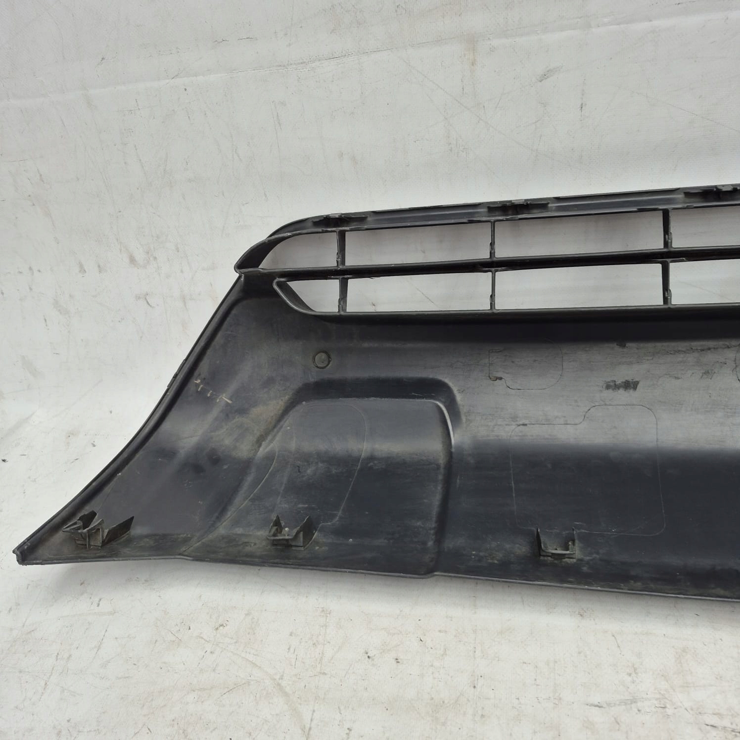 TOYOTA TACOMA II 11-15 grid central
