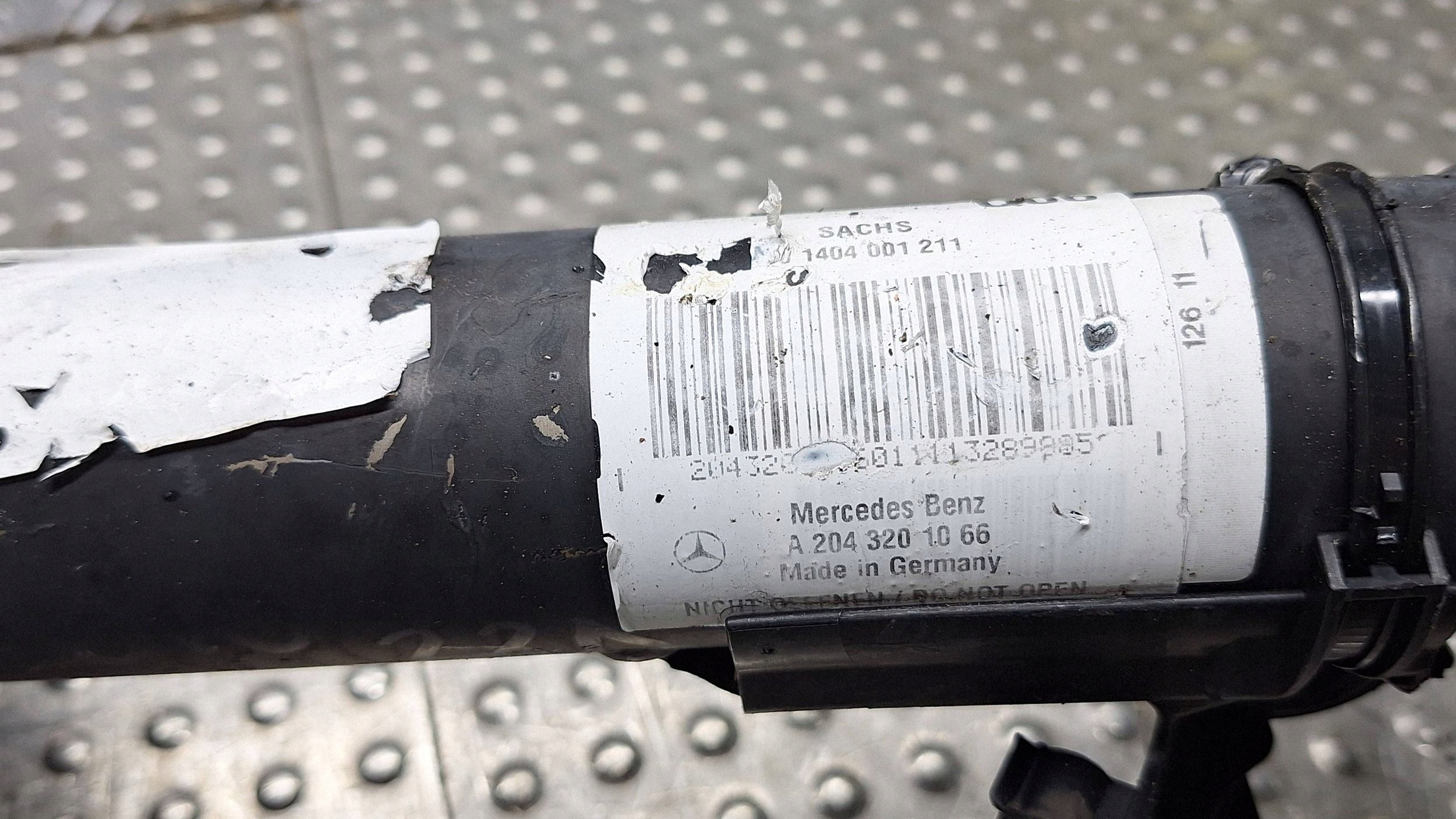 shock absorber right front A2043201066 MERCEDES C-KLASA W204