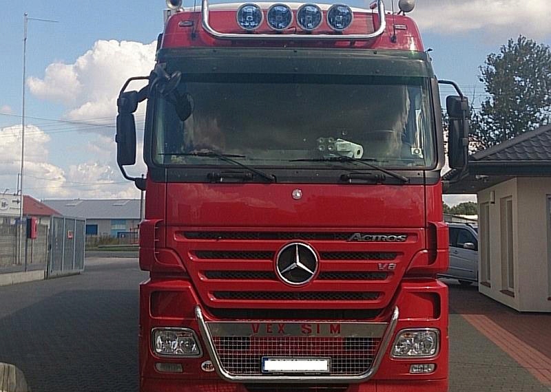 Orurowanie dolne na gril Mercedes-Benz Actros MP3 Producent JKS