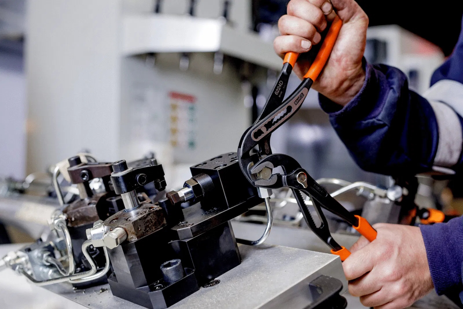 Szczypce nastawne z uchwytem PCV 125 mm BAHCO Marka Bahco