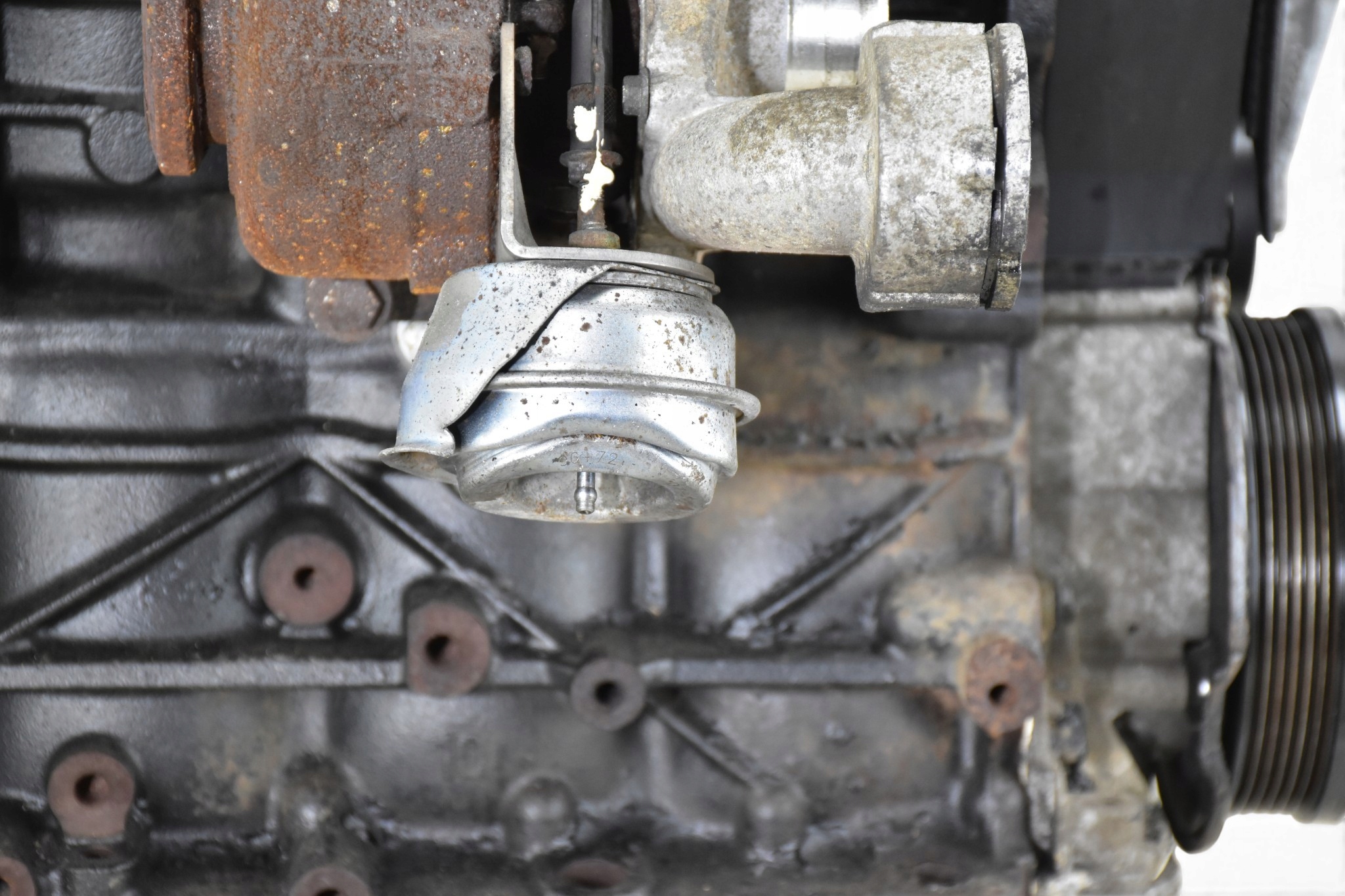 engine PASSAT B6 GOLF V TOURAN OCTAVIA II TOLEDO 1.9TDI 105KM BXE KOMPRESJA