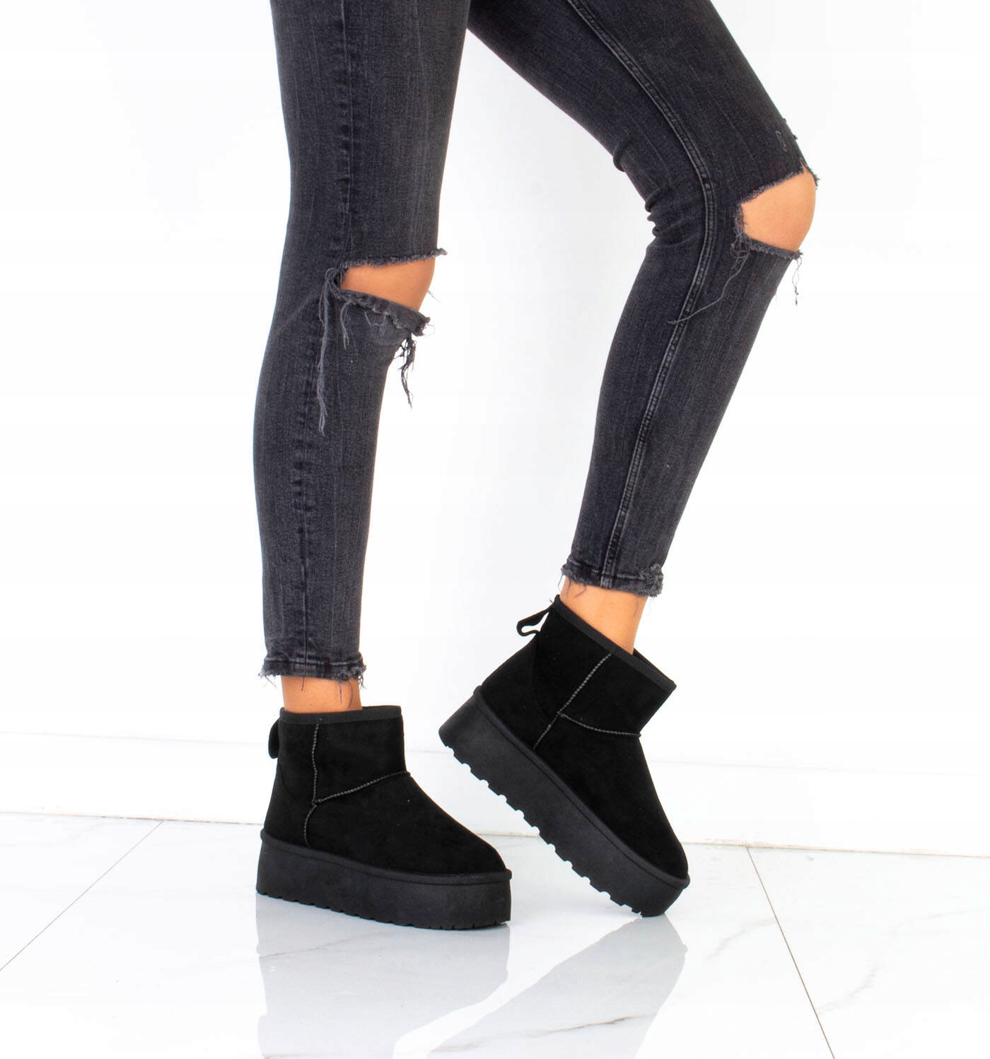 7902 CZARNE OCIEPLANE BOTKI ŚNIEGOWCE PLATFORMA 41 Oryginalne opakowanie producenta pudełko