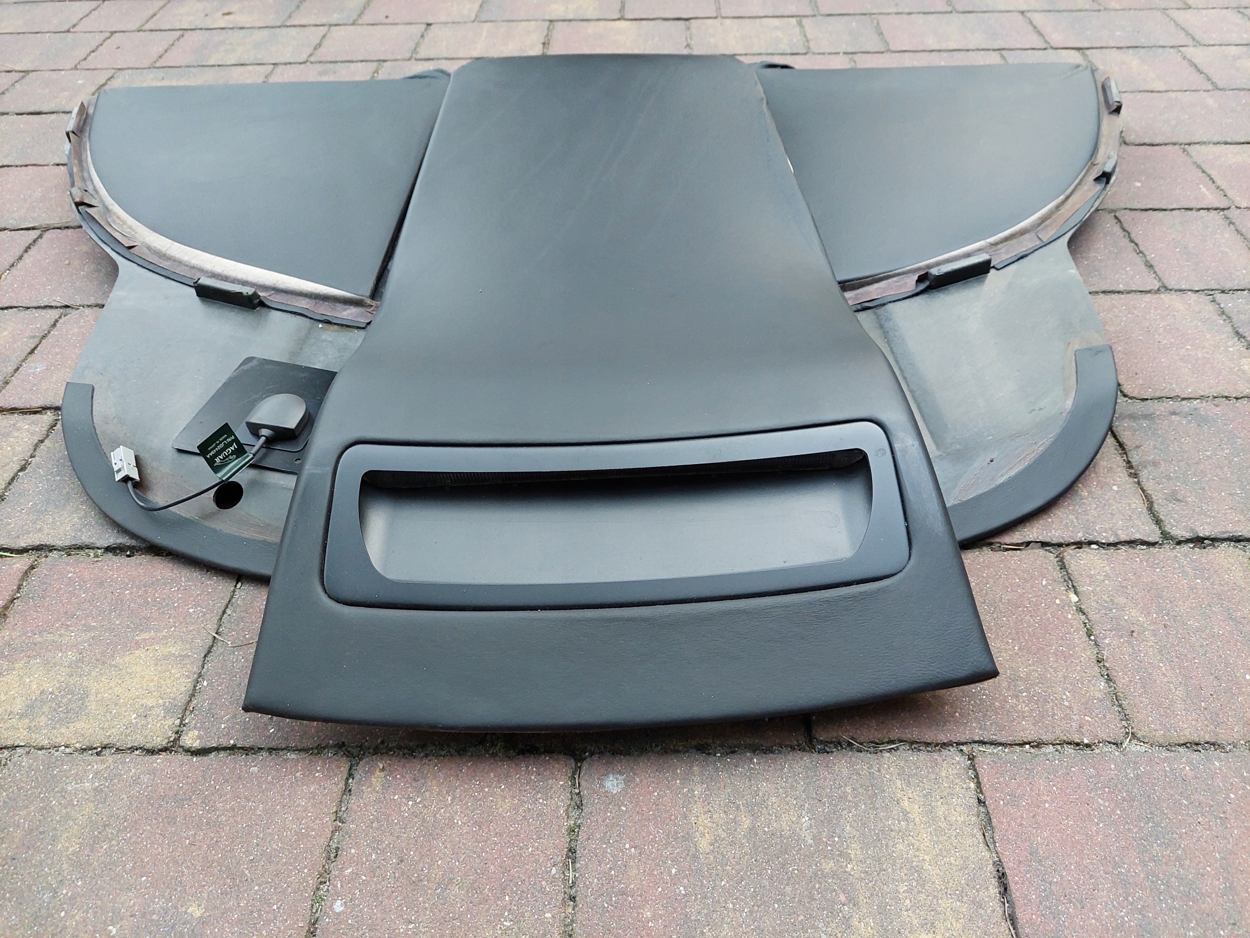 plato rear part rear upper light STOPU STOP ASTON MARTIN DB9