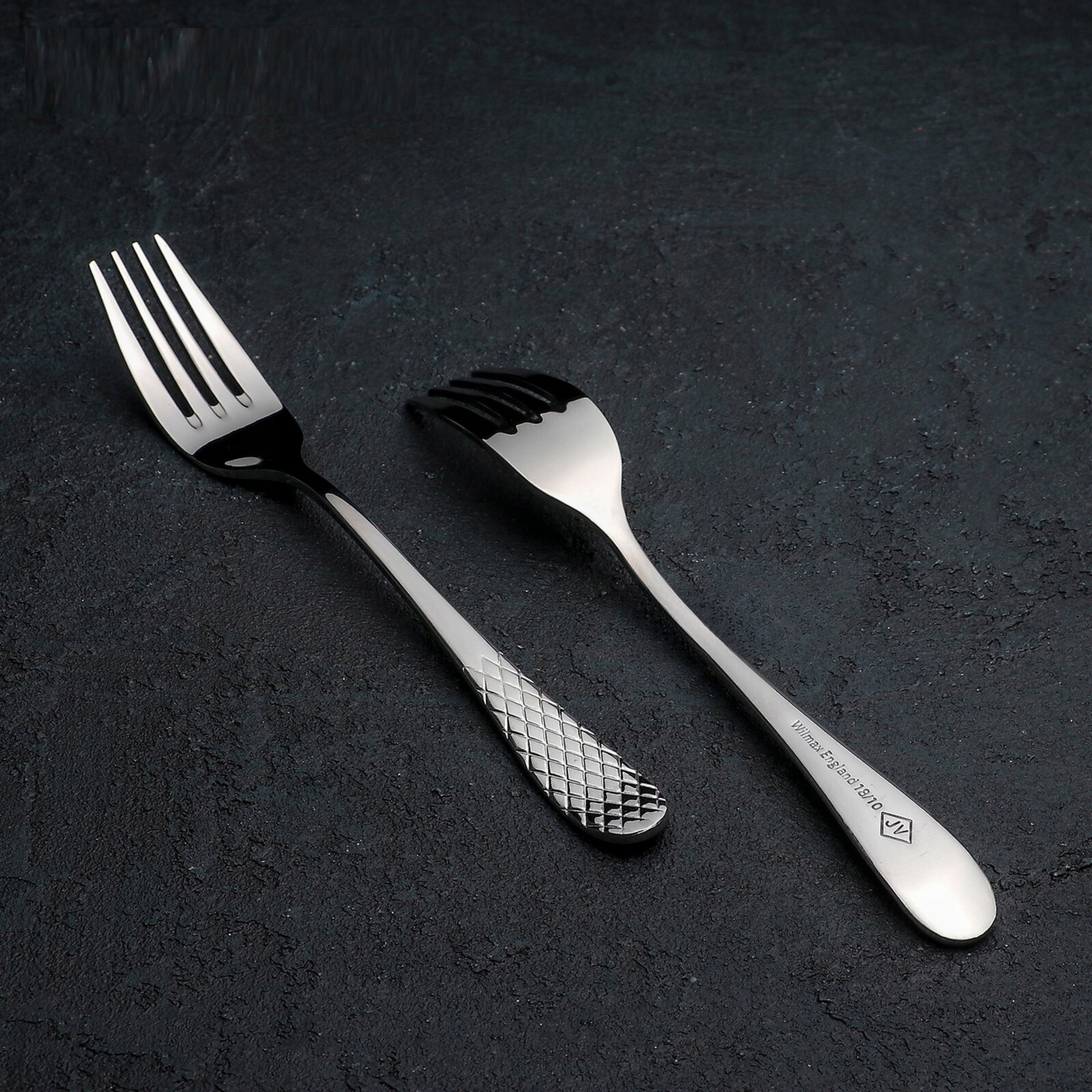 Widelec deserowy ze stali nierdzewnej Wilmax 19 cm zestaw 2 sztuki Wykończenie połysk