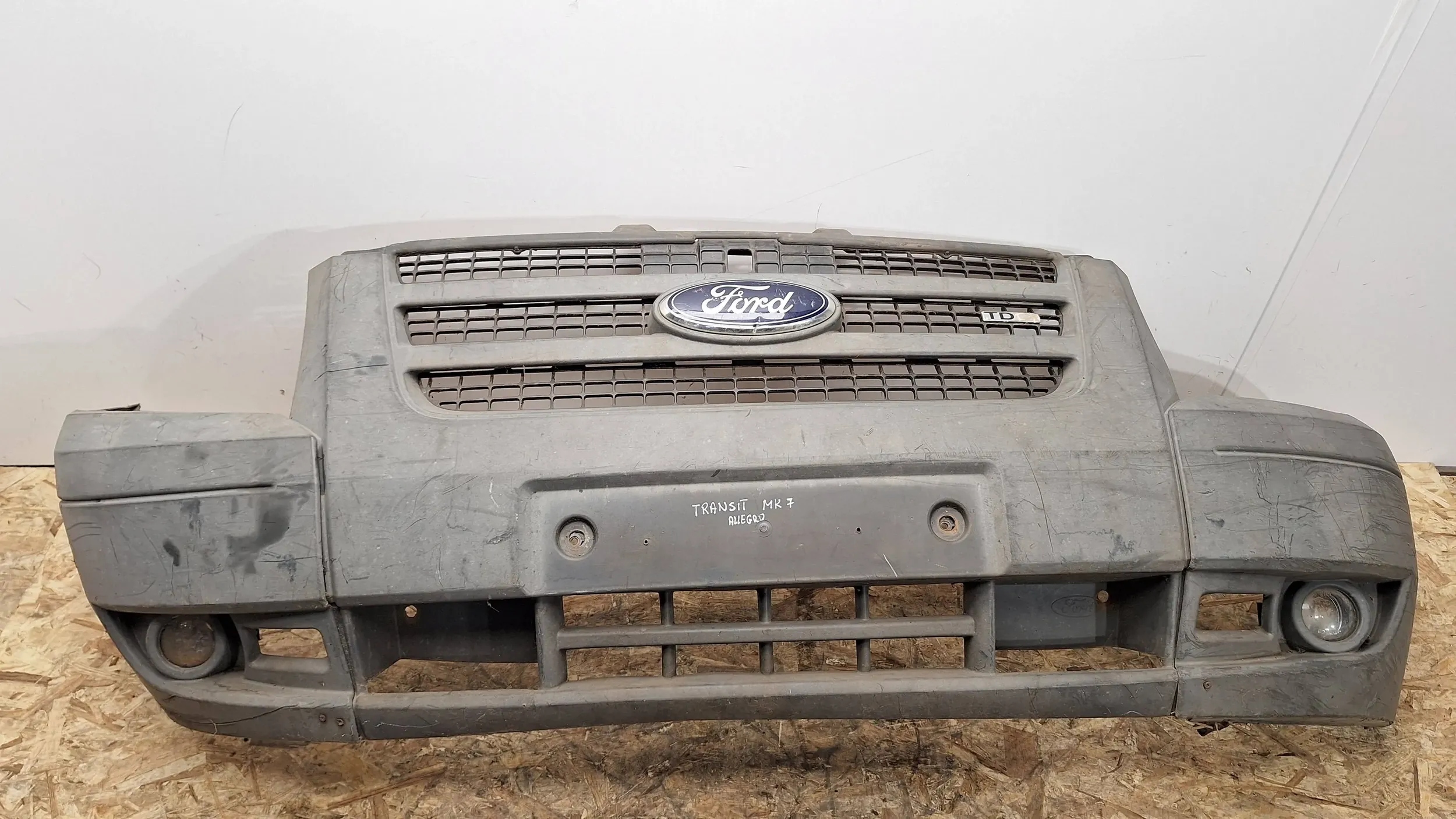 bumper front 6C11-17K819-A Ford Transit Mk7 06
