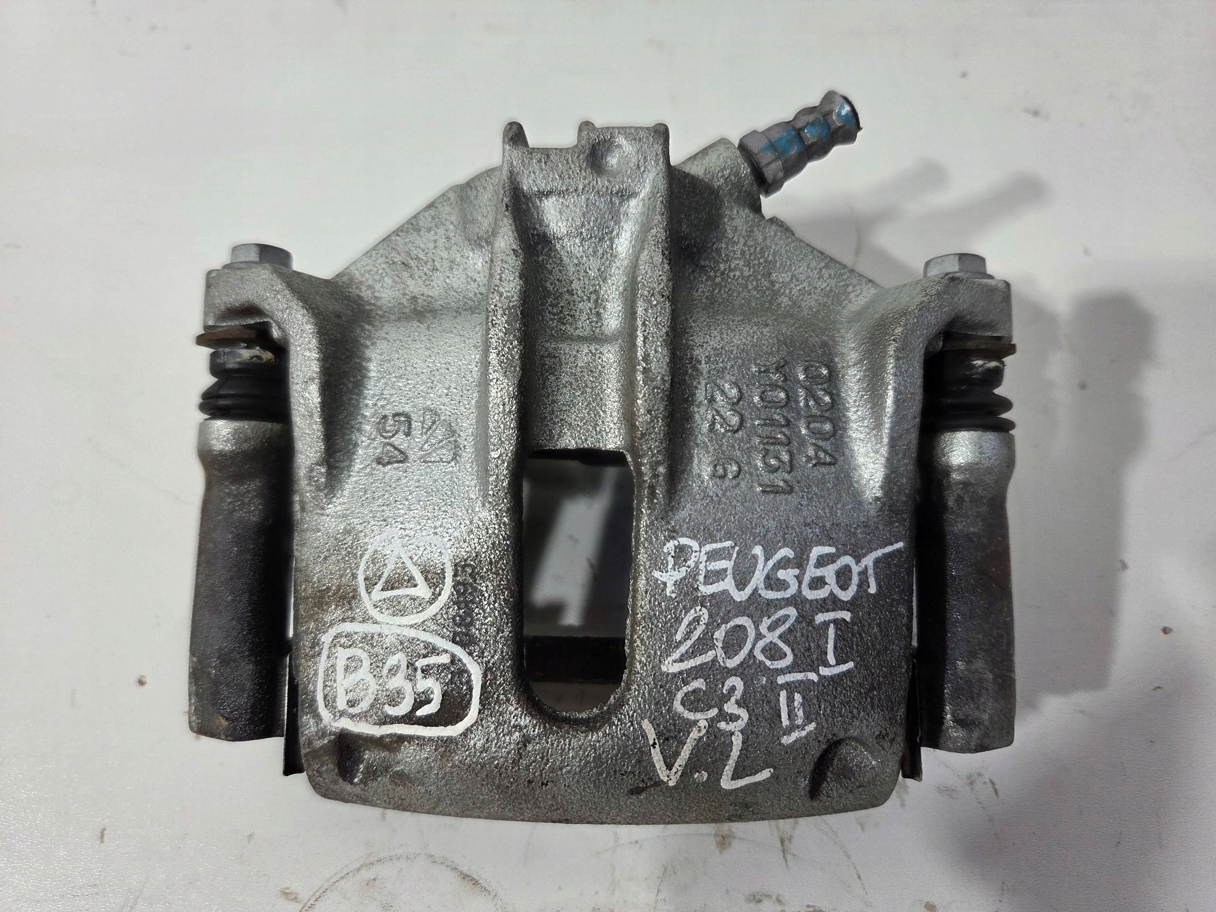 Peugeot 208 and caliper brake front left 0204Y01131 (B35)