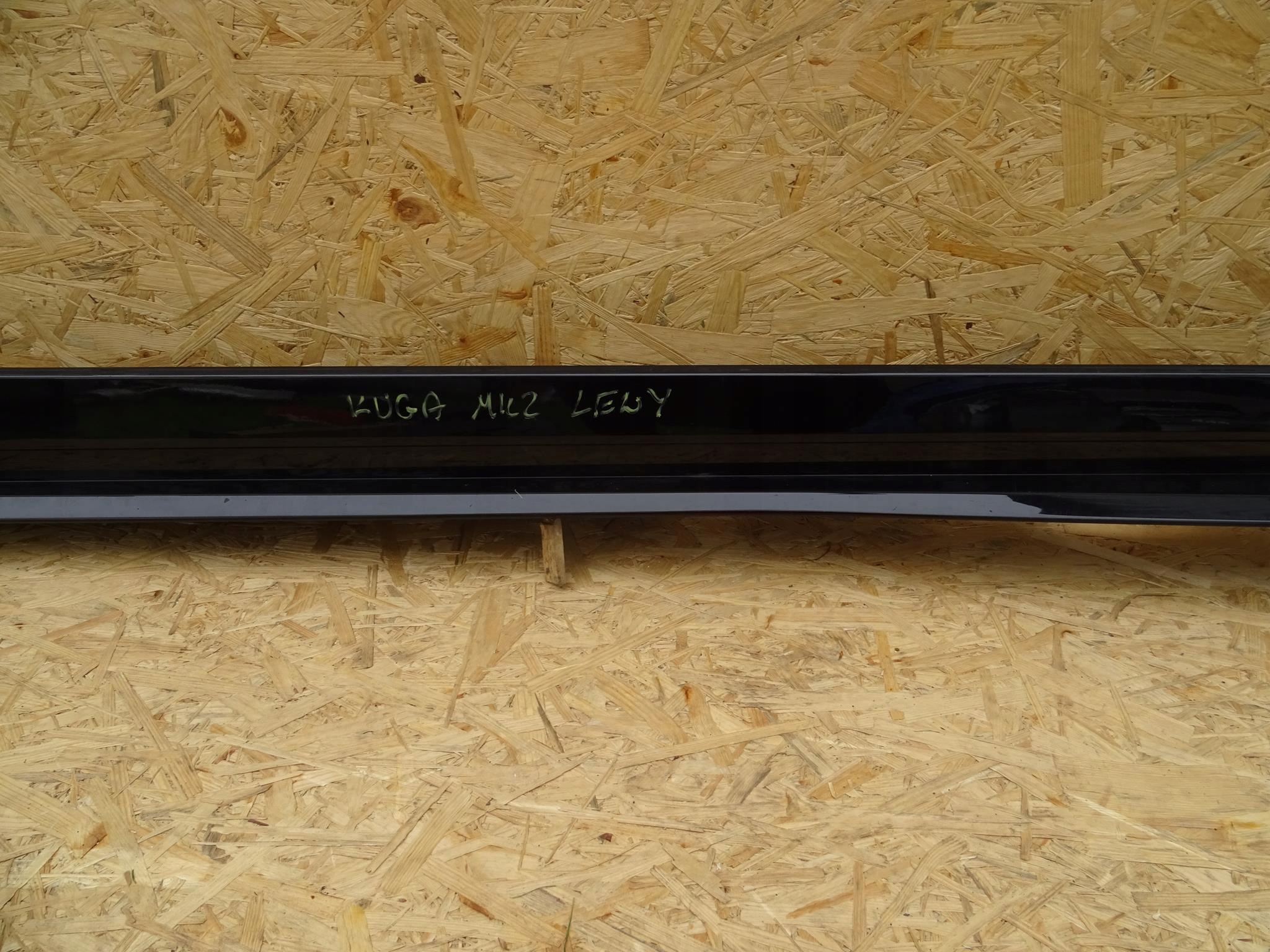 FORD KUGA MK2 ST-LINE NAKŁADKA PROGU LEWA Typ samochodu Samochody osobowe