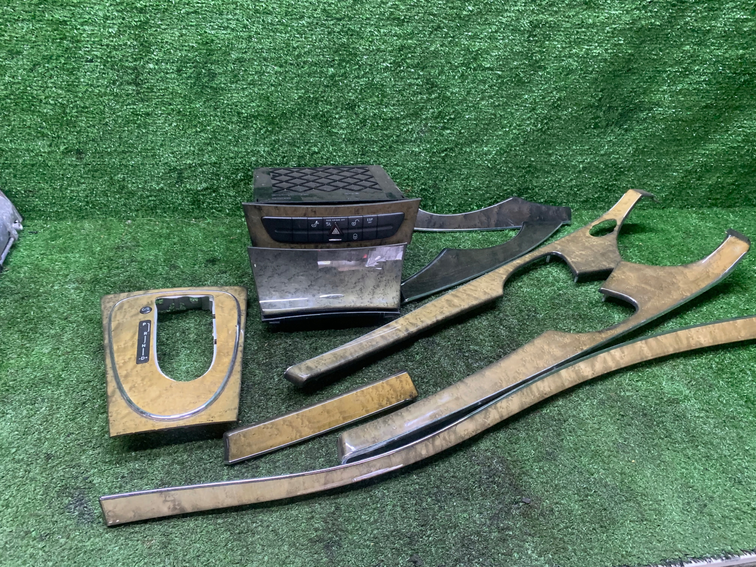 MERCEDES W211 DREWNO DEKORY DEKOR LISTWY LISTWA OZDOBNE KOMPLET