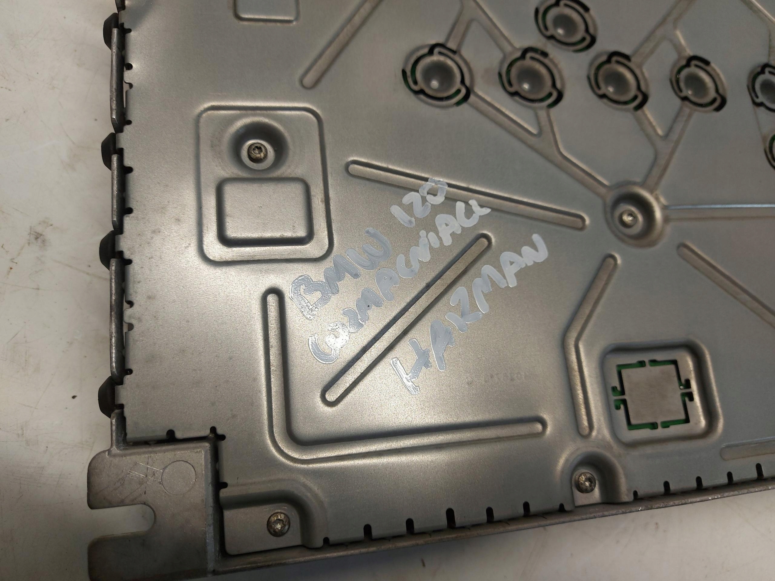 BMW iX i20 2023, Xdrive50 amplifier HARMAN 5A923C9