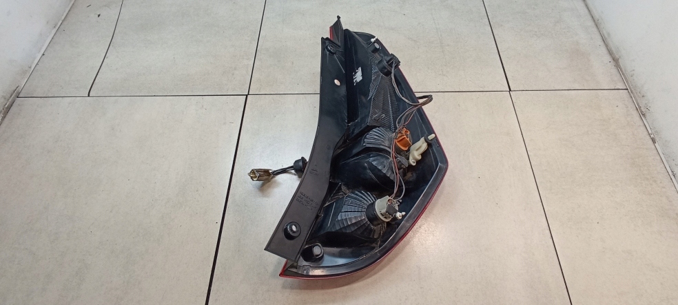 light left rear part OPEL AGILA B 1.2 16V 89071595
