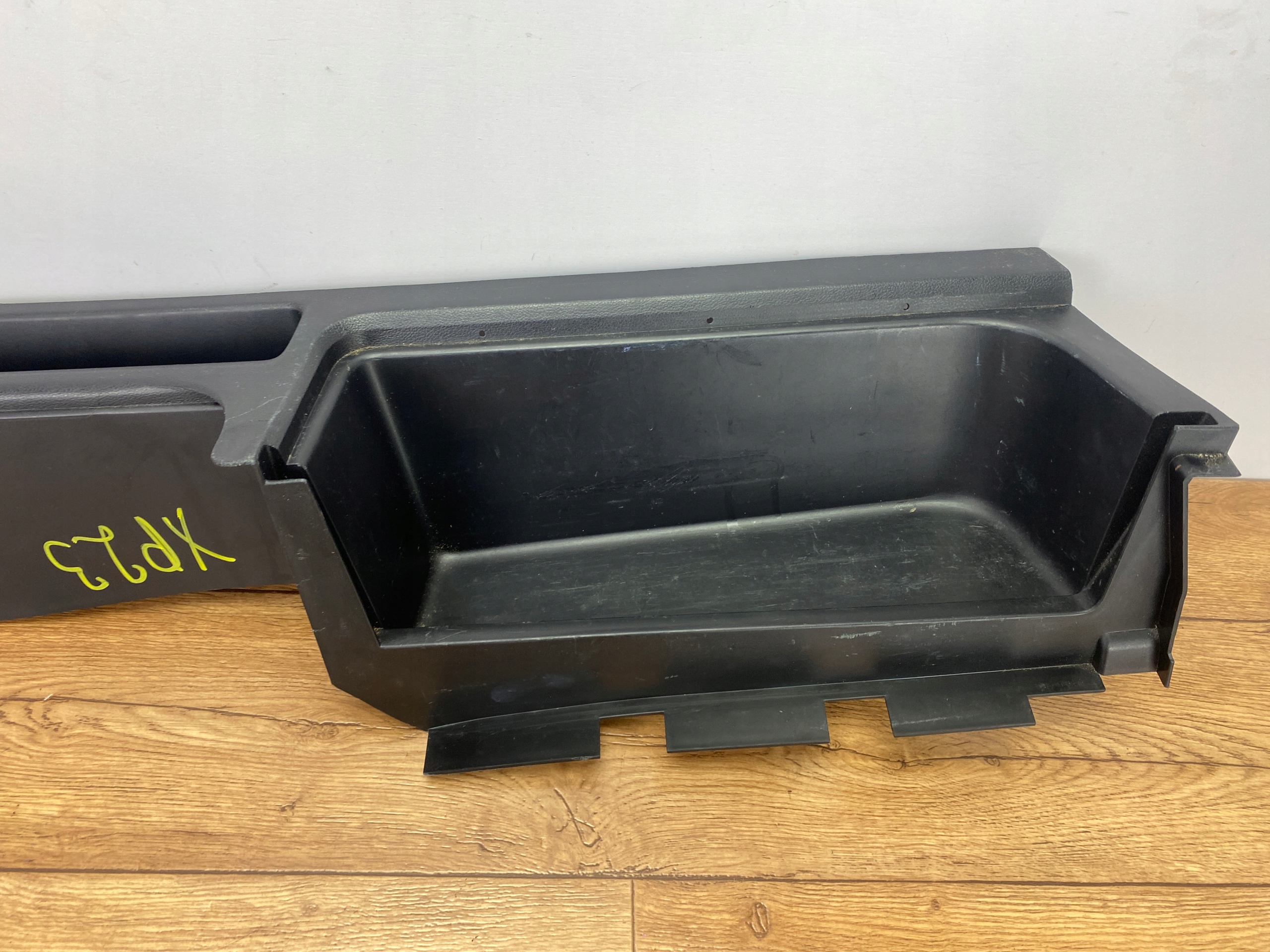 boot upholstery right lower Ford Explorer MK6 2020+ USA