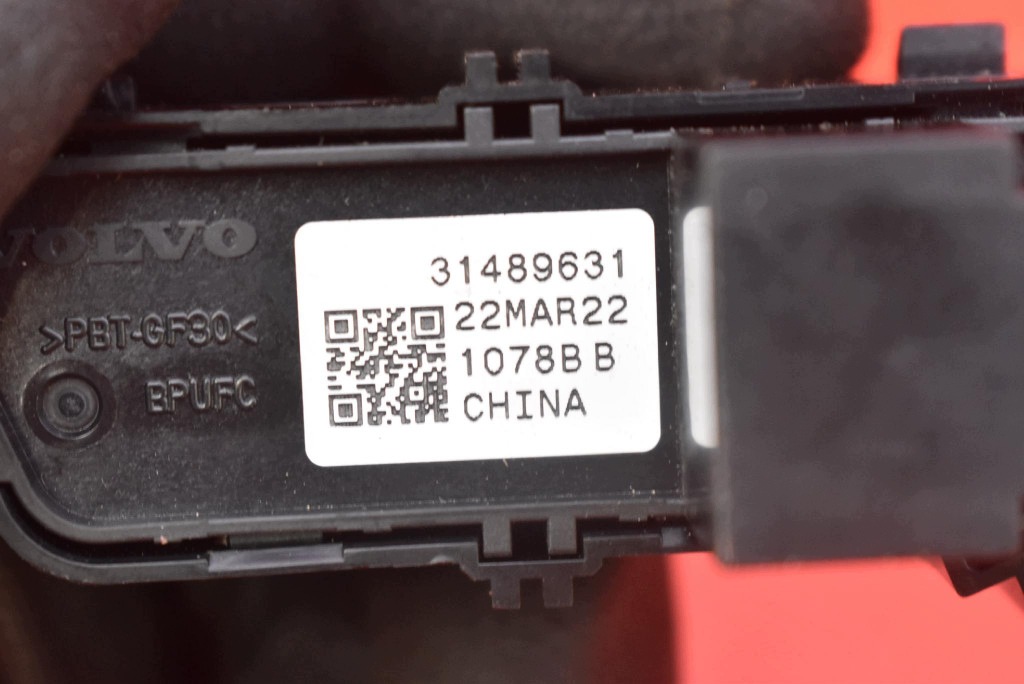 PANEL PAMIECI SITZ rechts 31489631 VOLVO V60 2 II LIFT 23