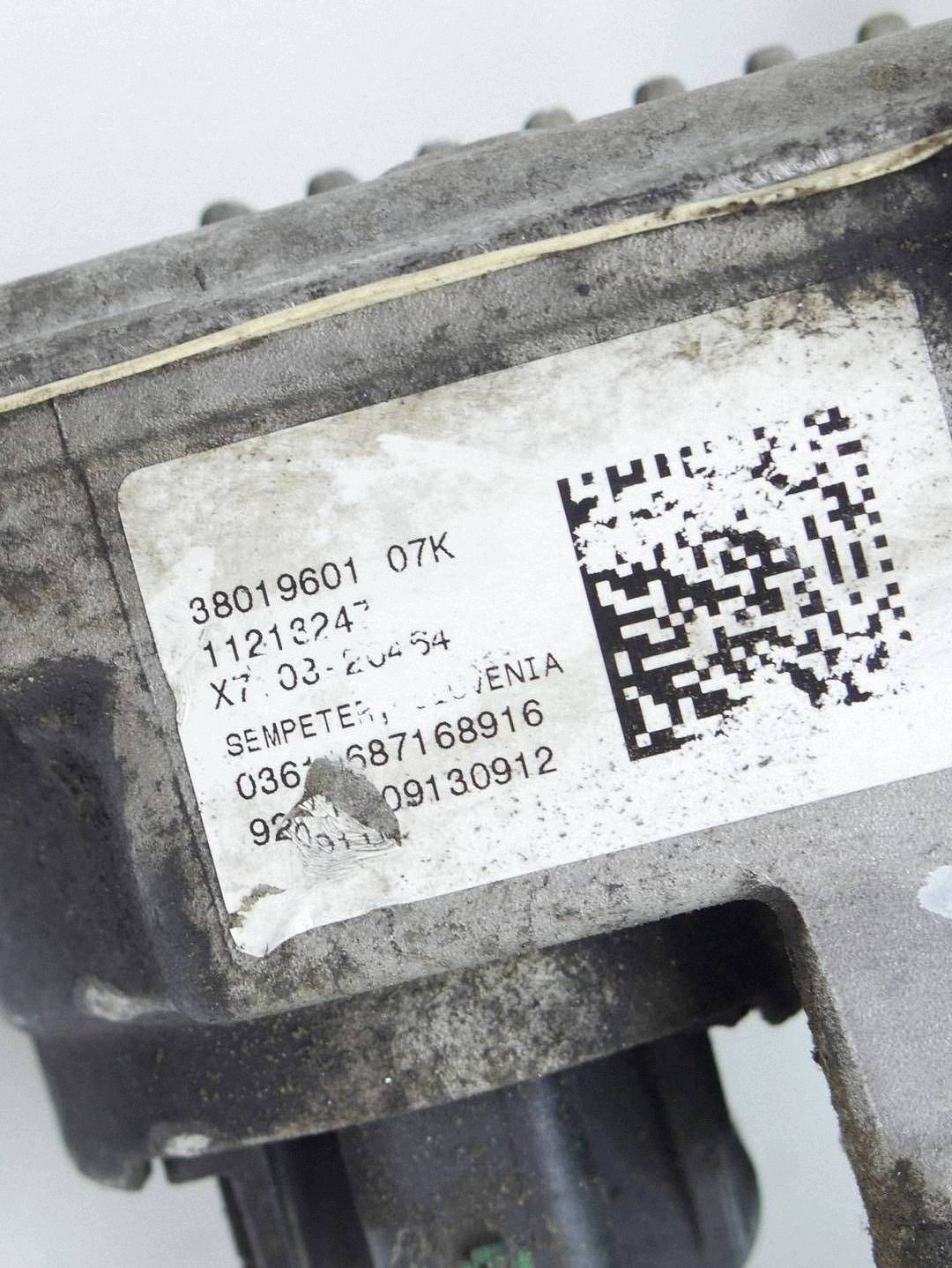 servo control MINI COOPER F56 WERSJA UK 19071310