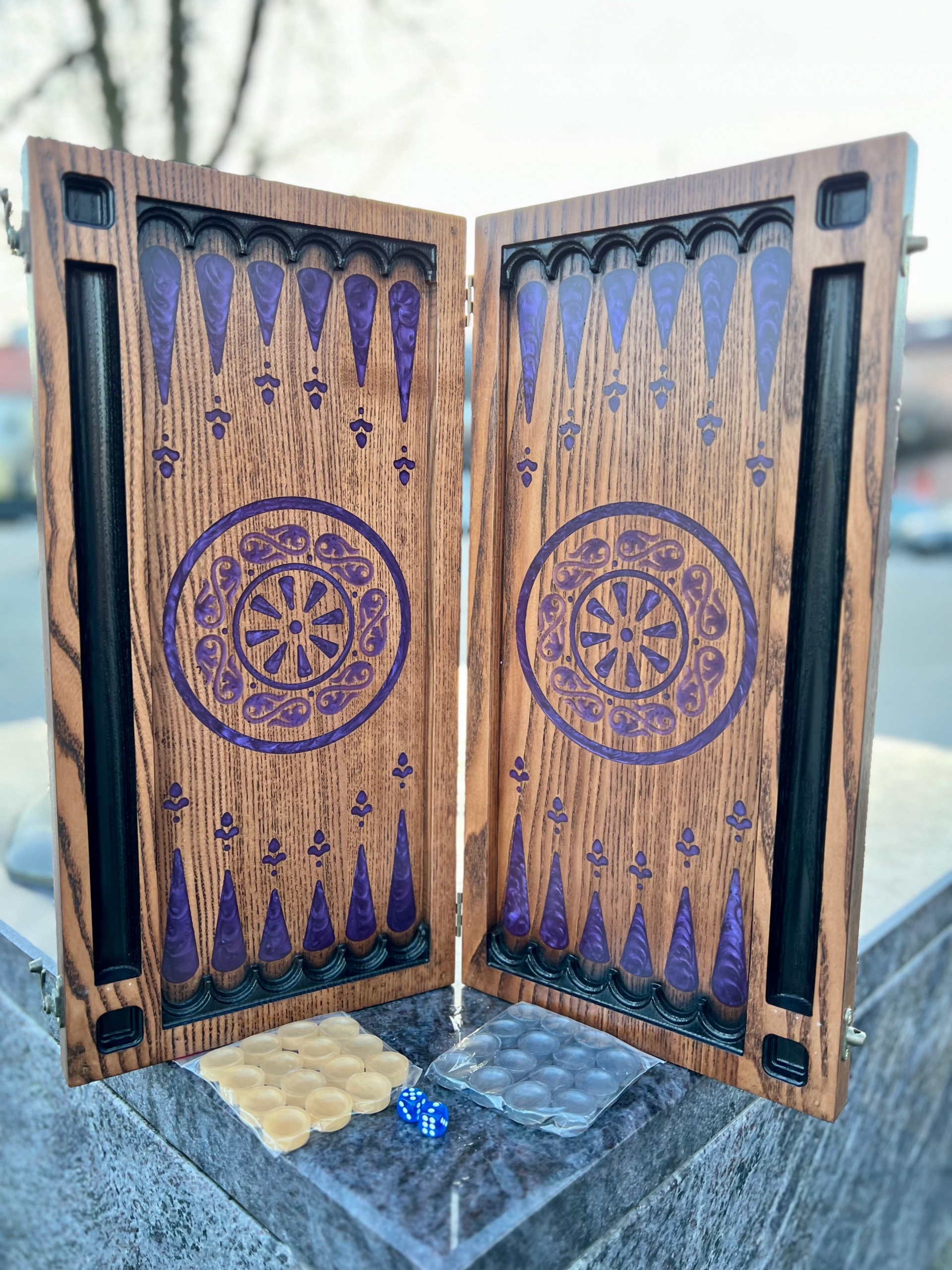 Drewniany Backgammon - Fioletowa żywica epoksydowa Wydawca inny