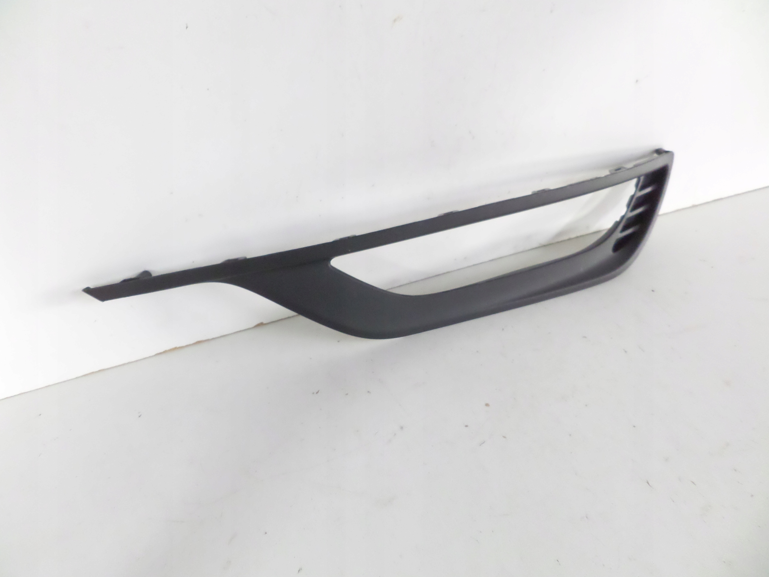 grille frame rear part right HYUNDAI I30 III 17- FASTBAC