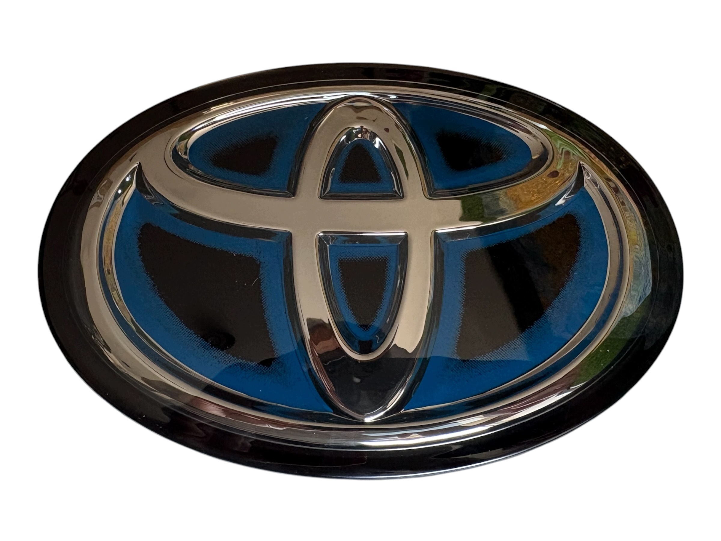 Emblemat pod radar Toyota C-hr I Lift Camry VIII Hybryda 90975-C2023