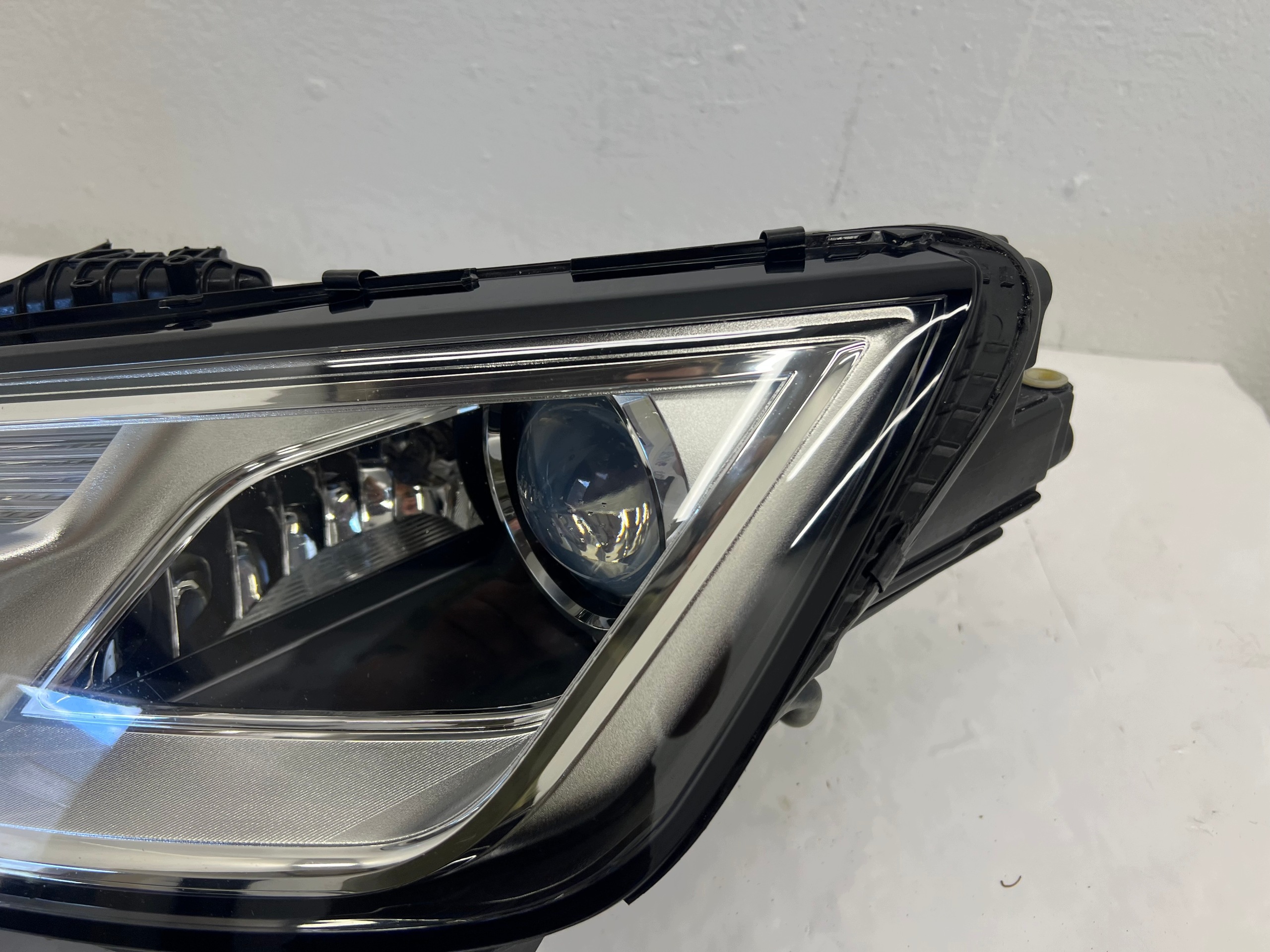AUDI A4 B9 8W0 light BI XENON+LED 15r+ left front 8W0941005 EUROPA