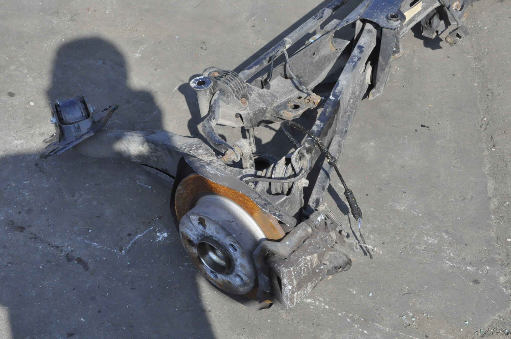 MINI F57 ZAWIESZENIE BELKA TYŁ Producent części Mini OE