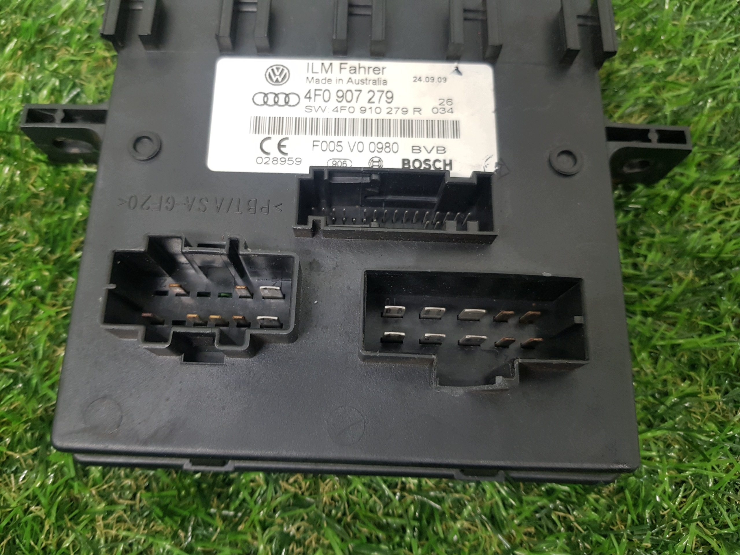 comfort control unit AUDI Q7 4F0907279