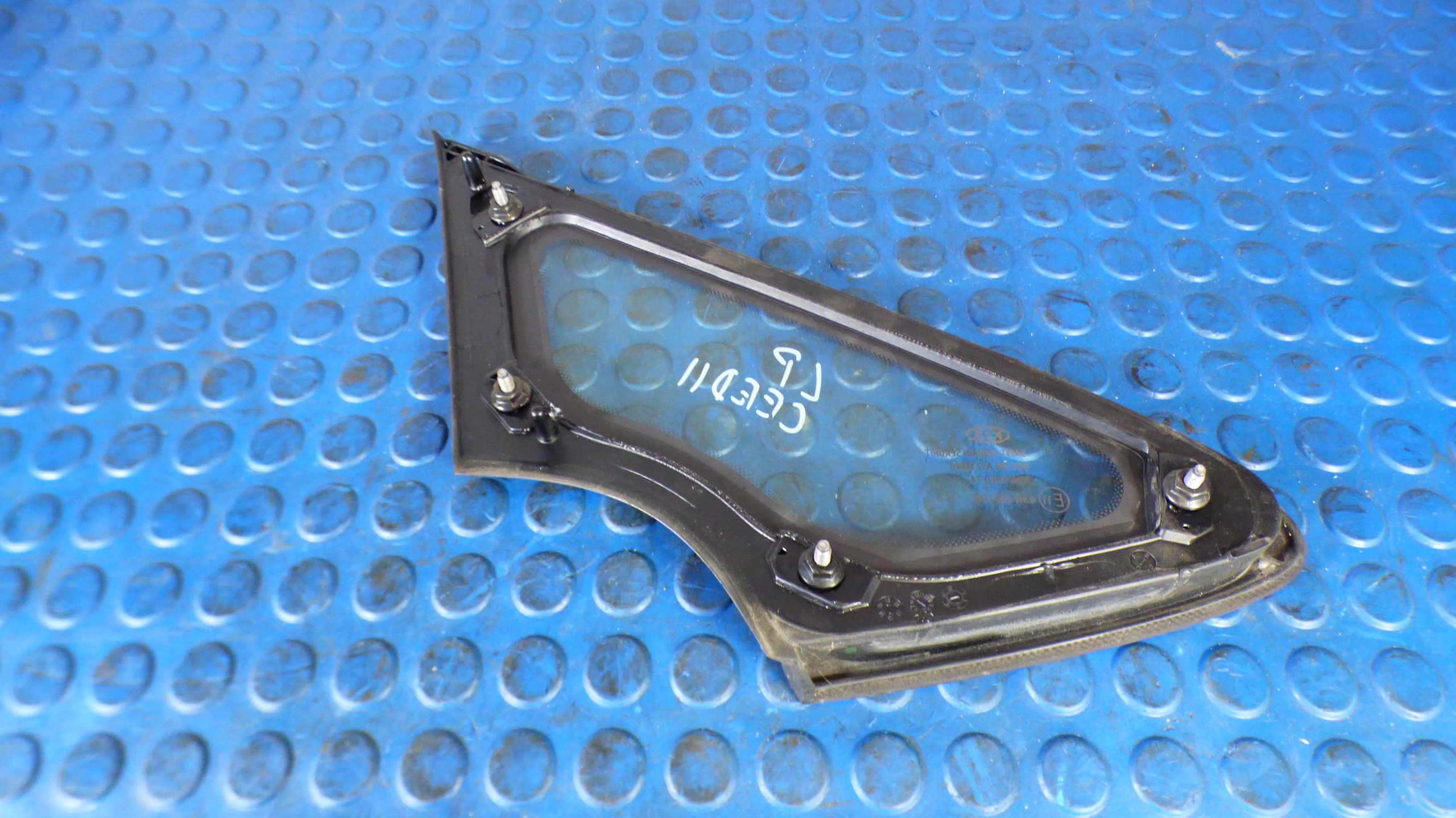 window bodywork left right front KIA CEED II