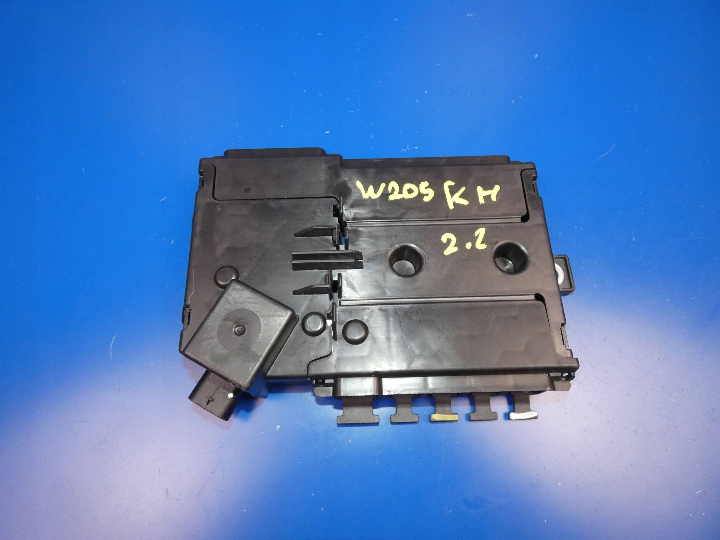 MERCEDES C KLASA W205 GLC W253 Module fusibles