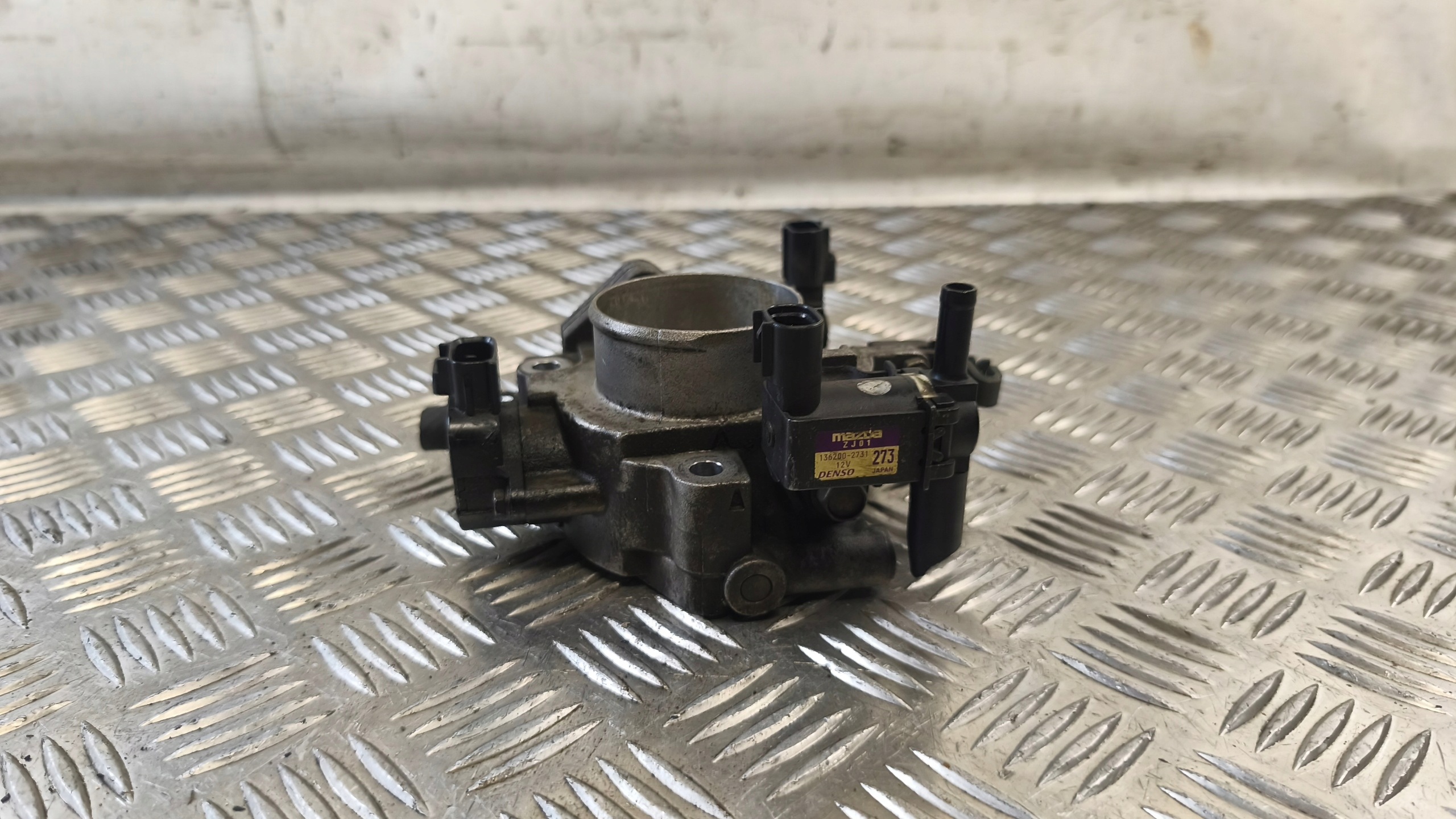 Valvola a farfalla MAZDA 3 1.6B 2005 r 136200-2731