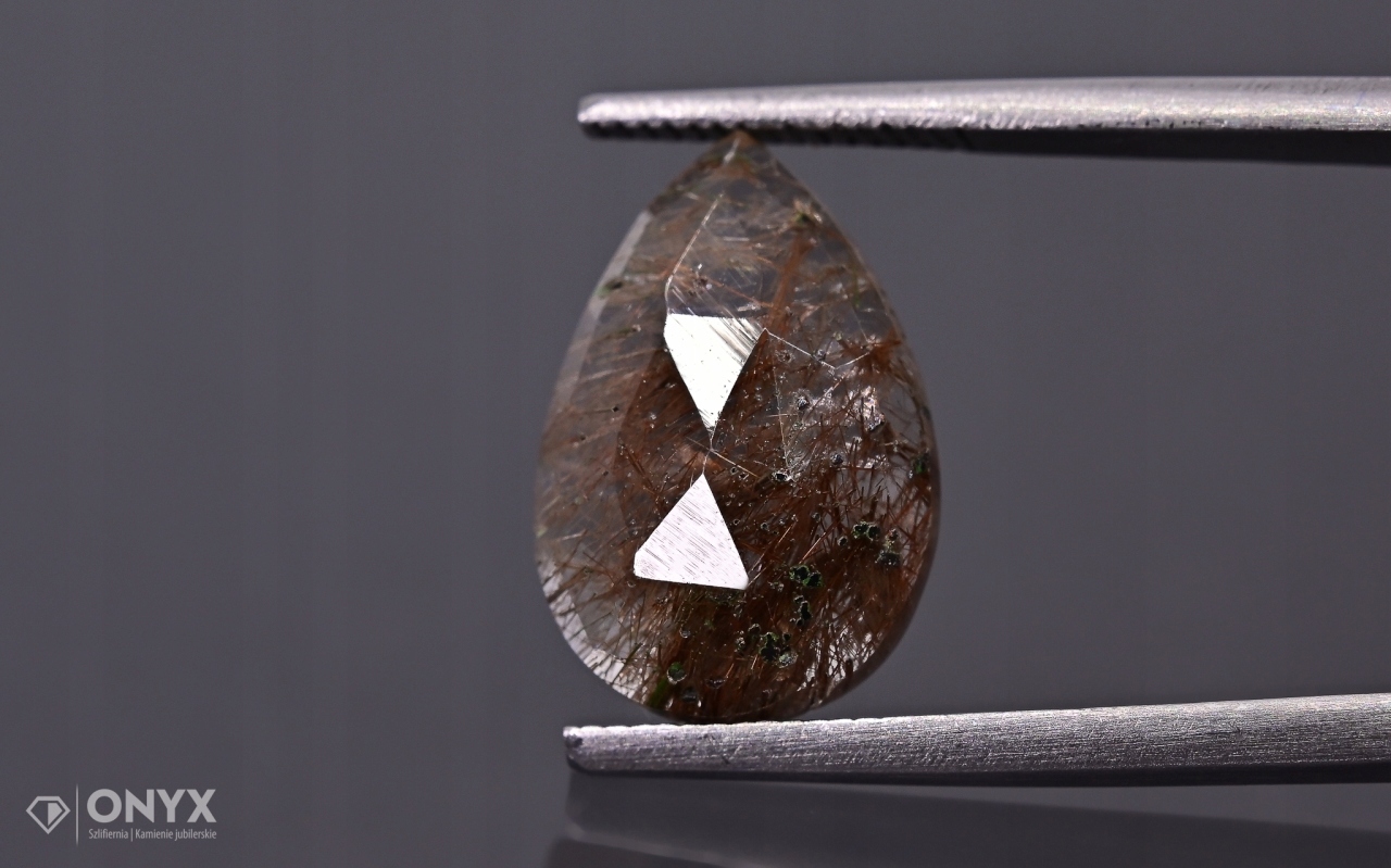 Křemen s rutilem fazetovaná slzná růžice 14,5x10 mm