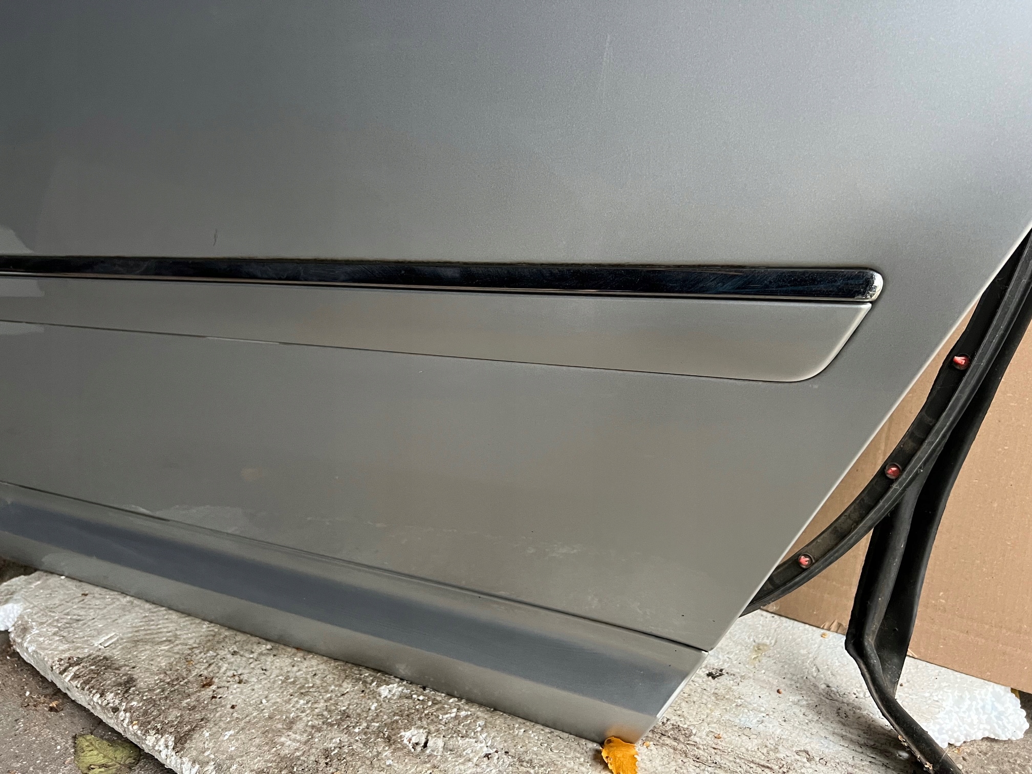 AUDI A8 D3 door left rear. left rear part KROTKIE LY7W