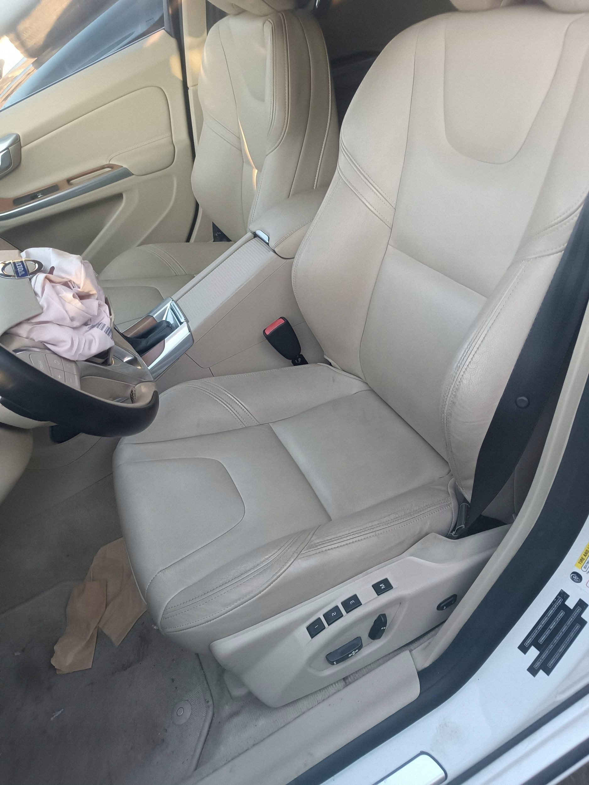sjedala Volvo S60 II Jasne lijepe Komplet