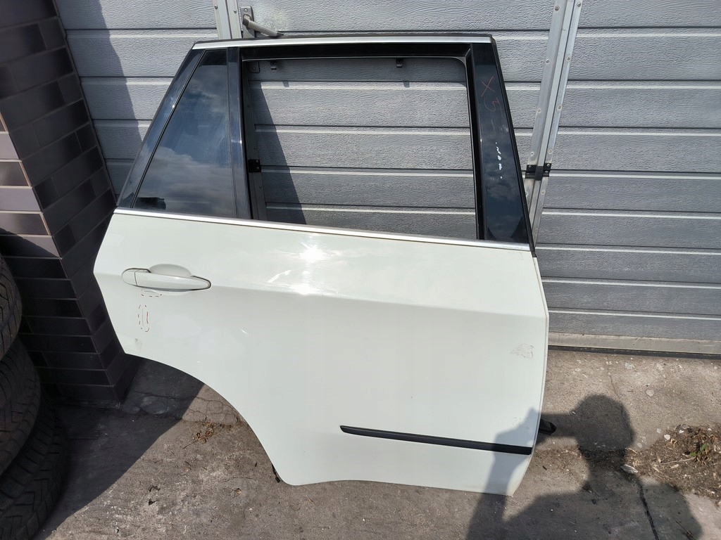 BMW X5 E70 ДВЕРІ ЗАД. ЗАДНЄ ПРАВЕ КОЛІР A300