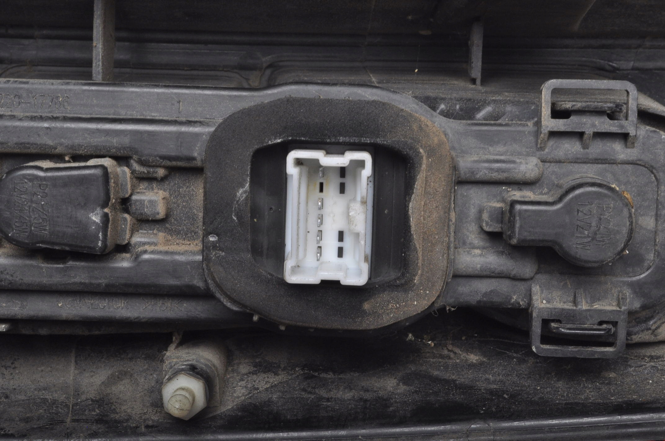 renault KANGOO III фонарь левый задний