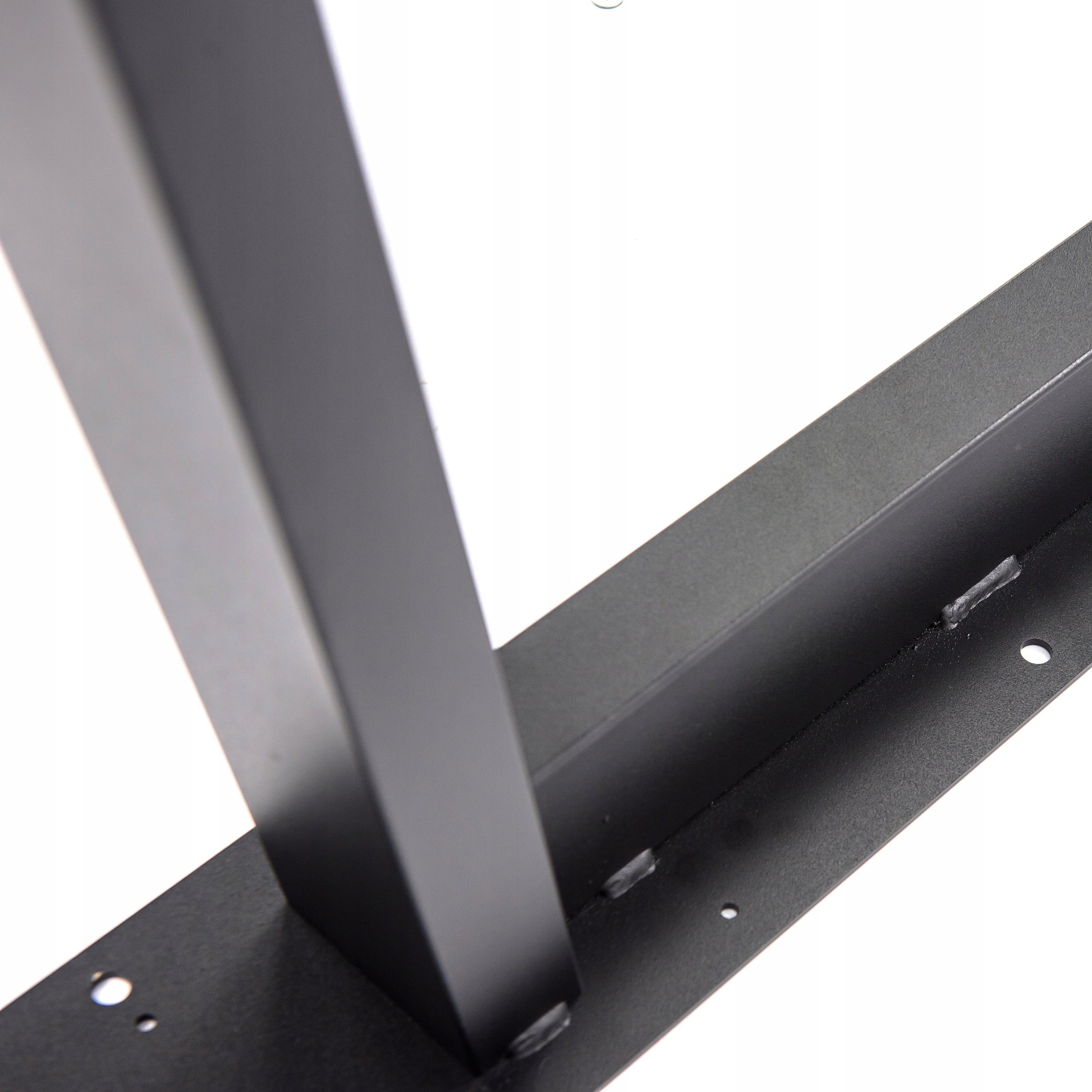 A8040 NOGI METALOWE DO STOŁU I BIURKA LOFT INDUSTRIAL - 815 MM CZARNE Materiał dominujący metal