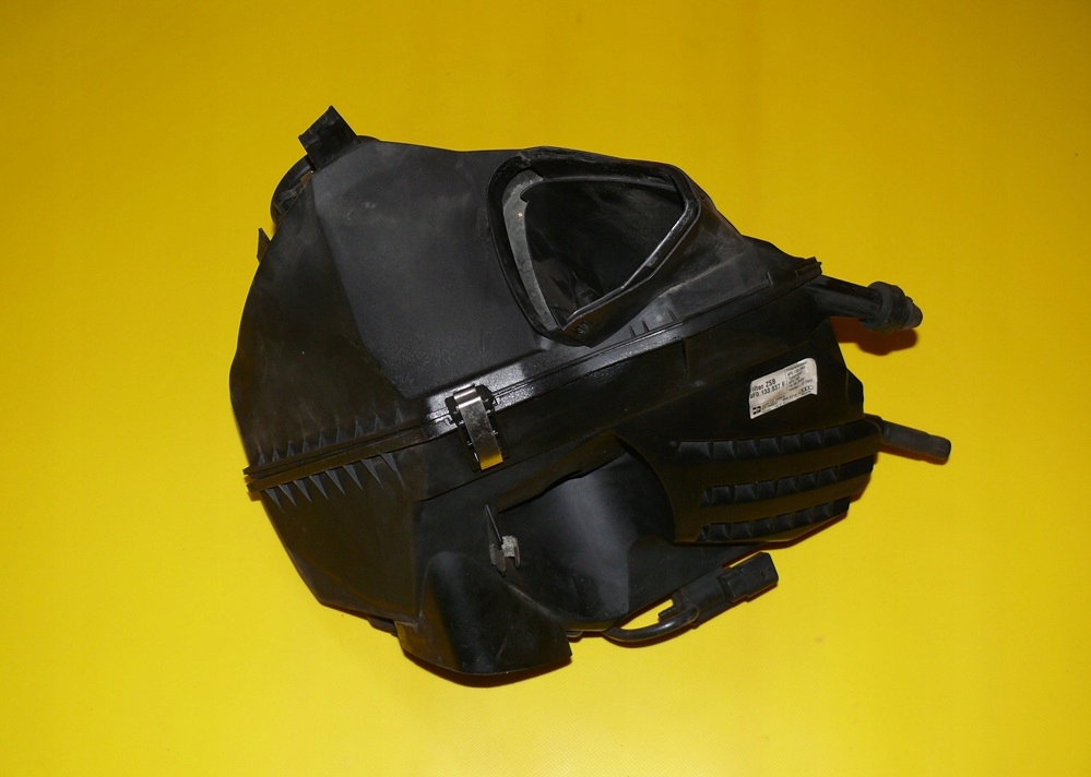 Gehäuse filter luft AUDI A6 C6 3.2 FSI V6 255KM AUK BKH 04-08r.