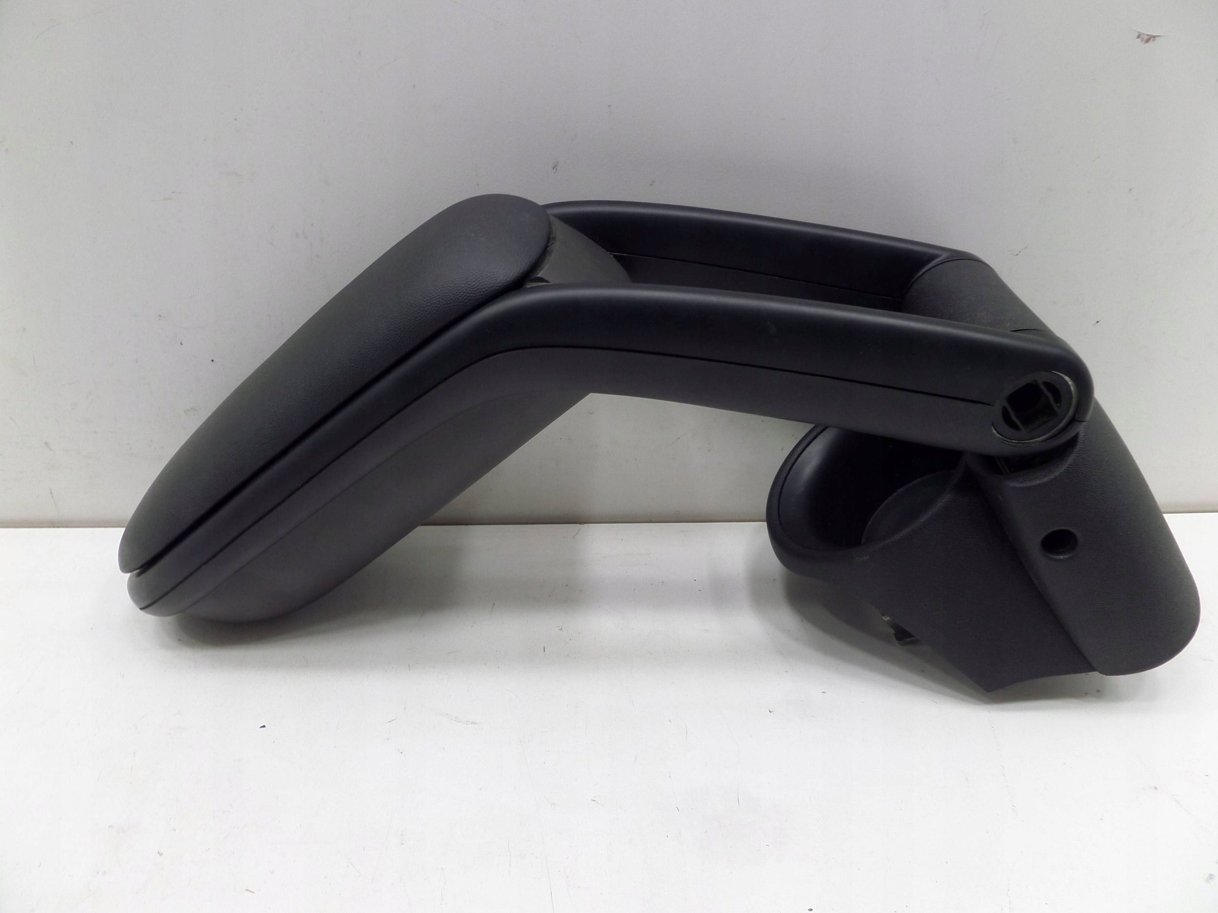 MINI R55 R56 R57 LCI Podłokietnik Konsoli Czarny