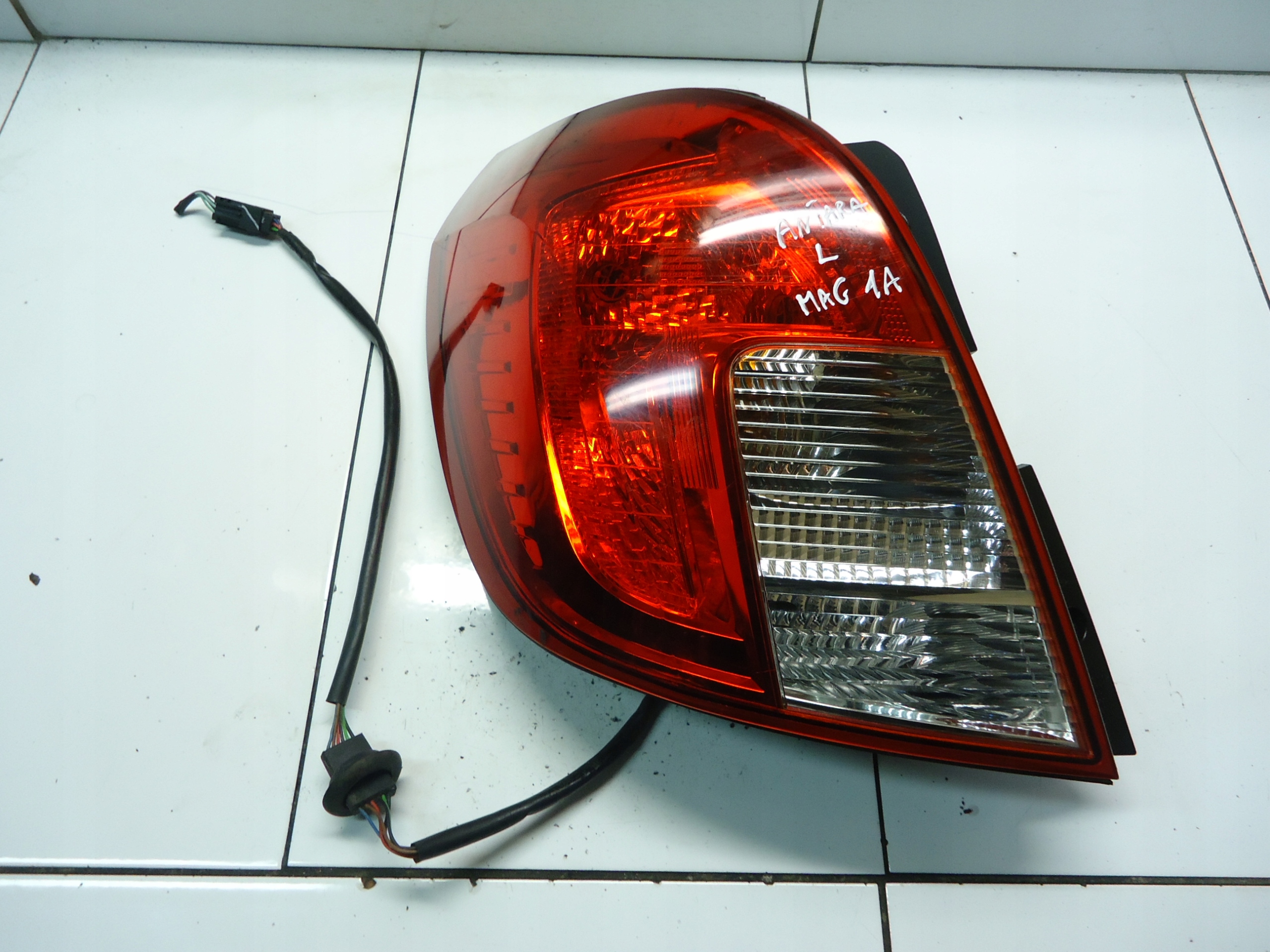 OPEL ANTARA light left left rear part UK 20963676