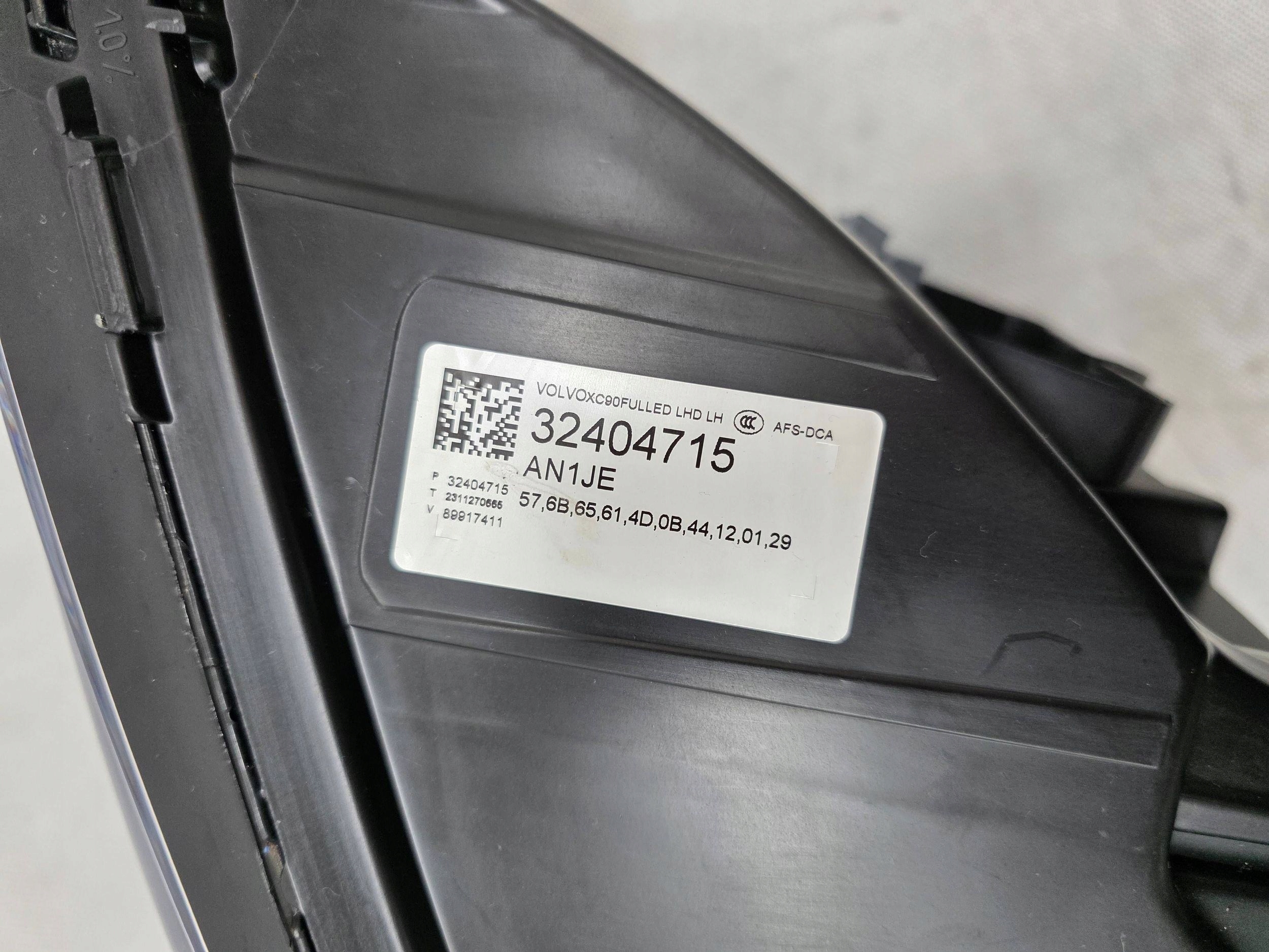 01b819bb449494b5a2ba6030286e