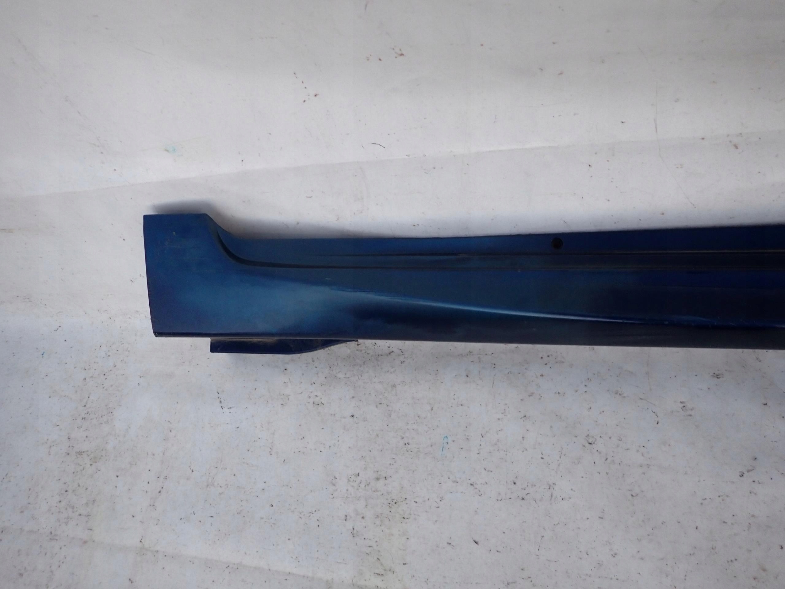 TOYOTA AVENSIS T29 15- moulding threshold right