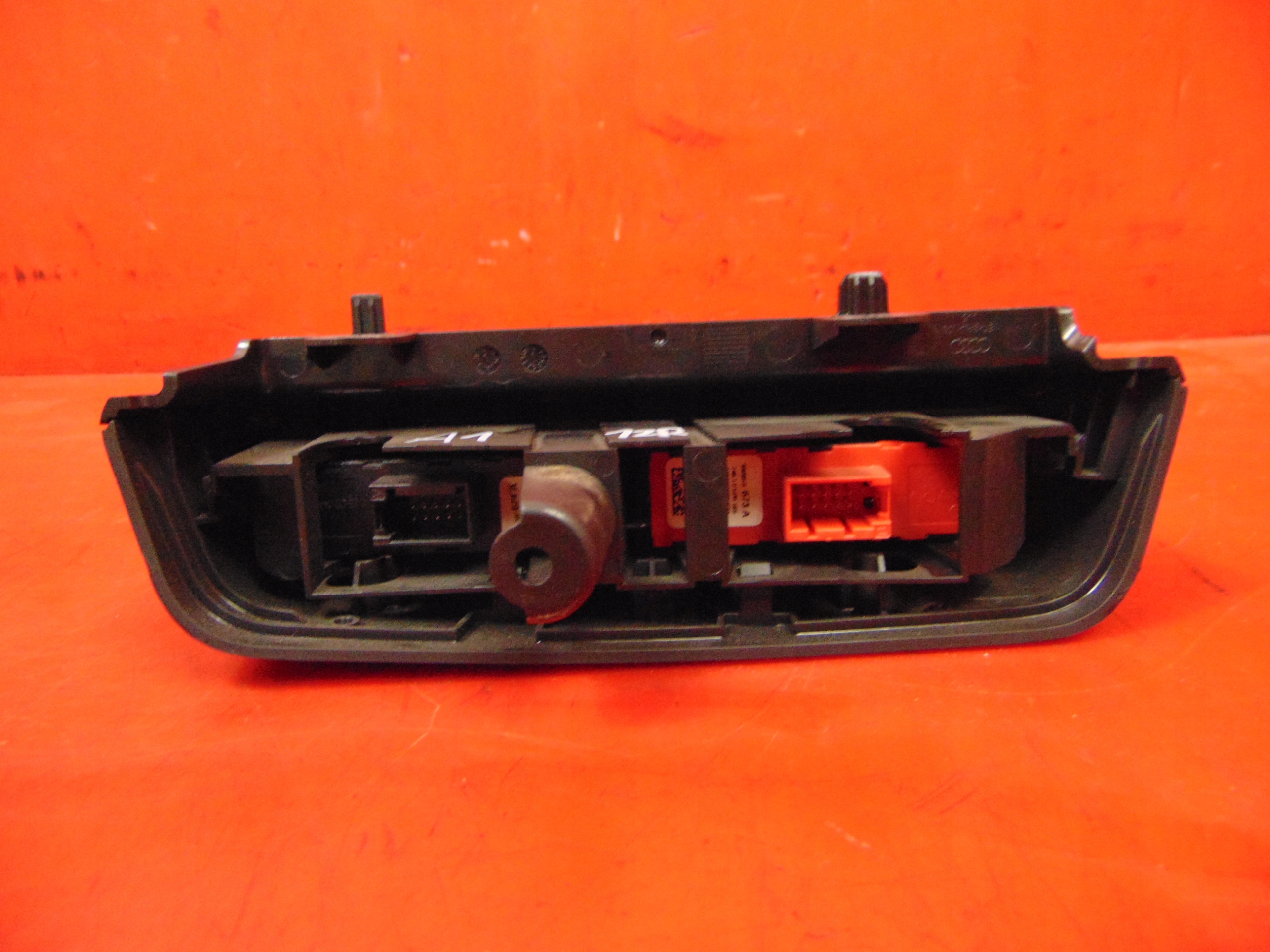 AUDI A1 8X Schalter ESP Hitzung Sitze 8X0959673A 8X0959674A