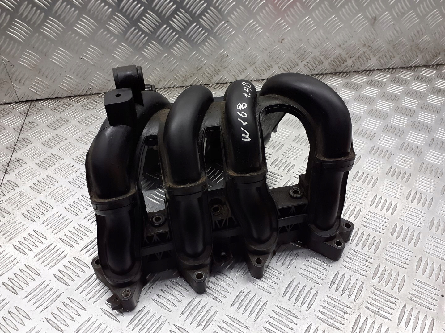 коллектор Впускный MERCEDES W168 1.4