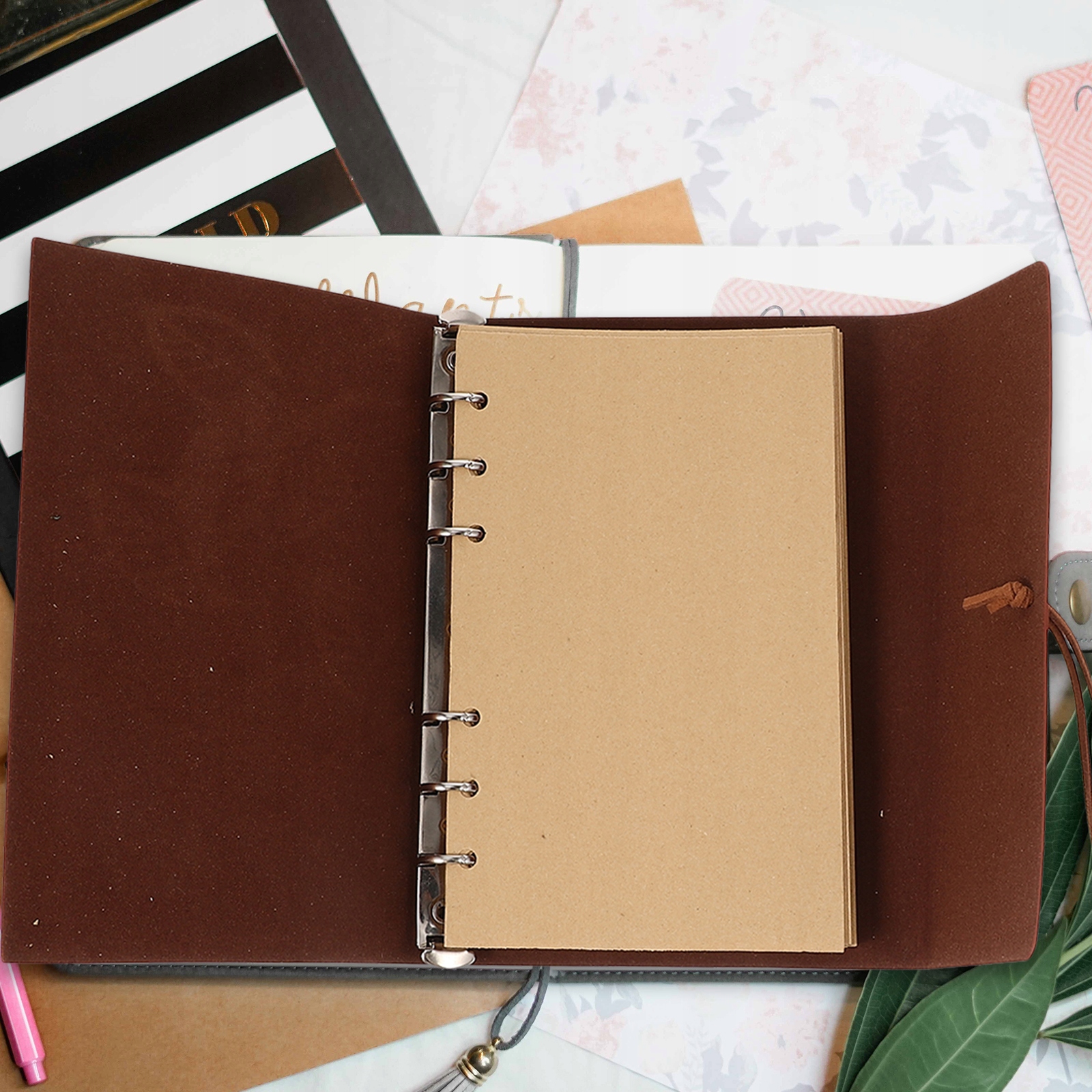 PODRĘCZNIK NOTATNIK SPIRALNY ORGANIZATOR PIENIĘDZY Rozmiar inny