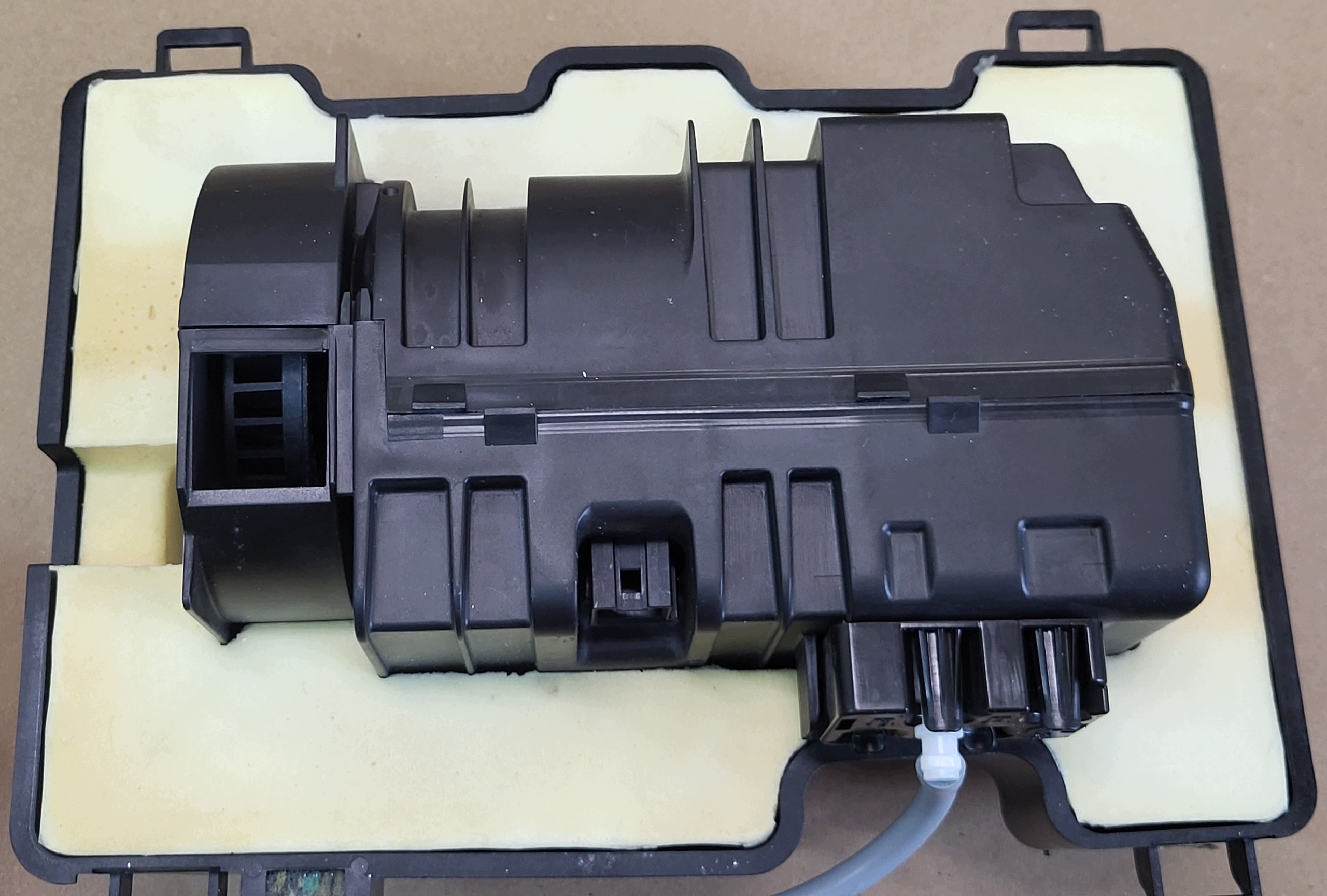 compressor; compressor pump DYNAMIC seats of a lock MERCEDES GL II W166 GLS OE